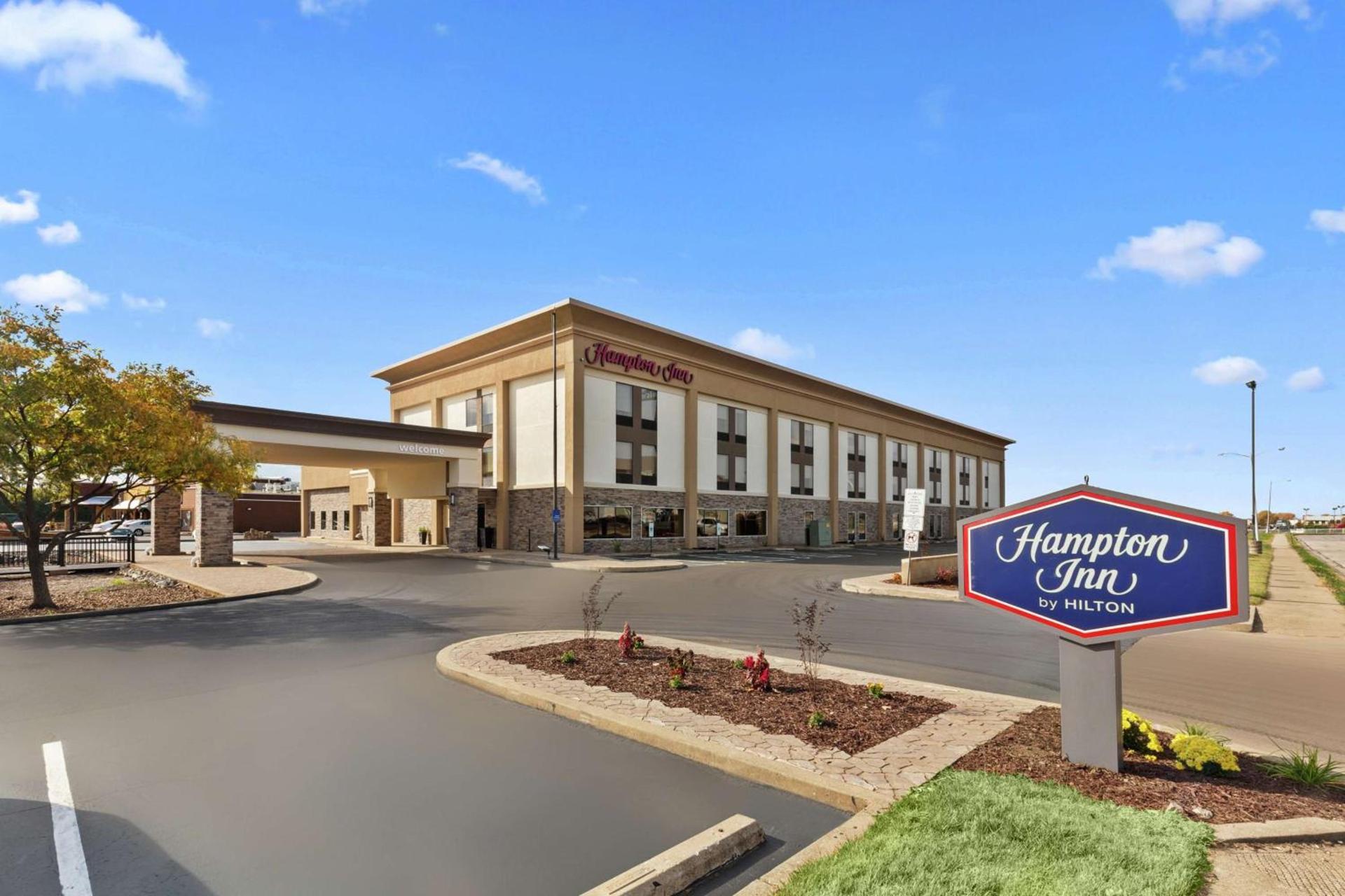 Hampton Inn St. Louis/Collinsville photo 4