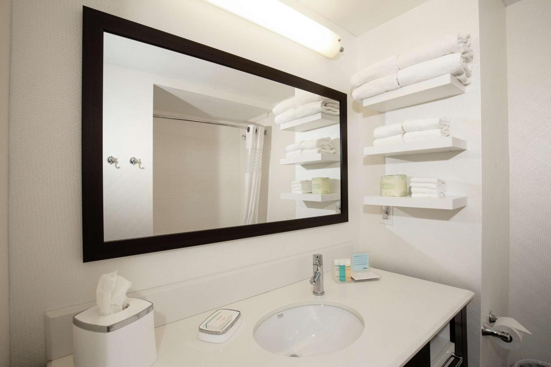 Hampton Inn St. Louis/Collinsville photo 19