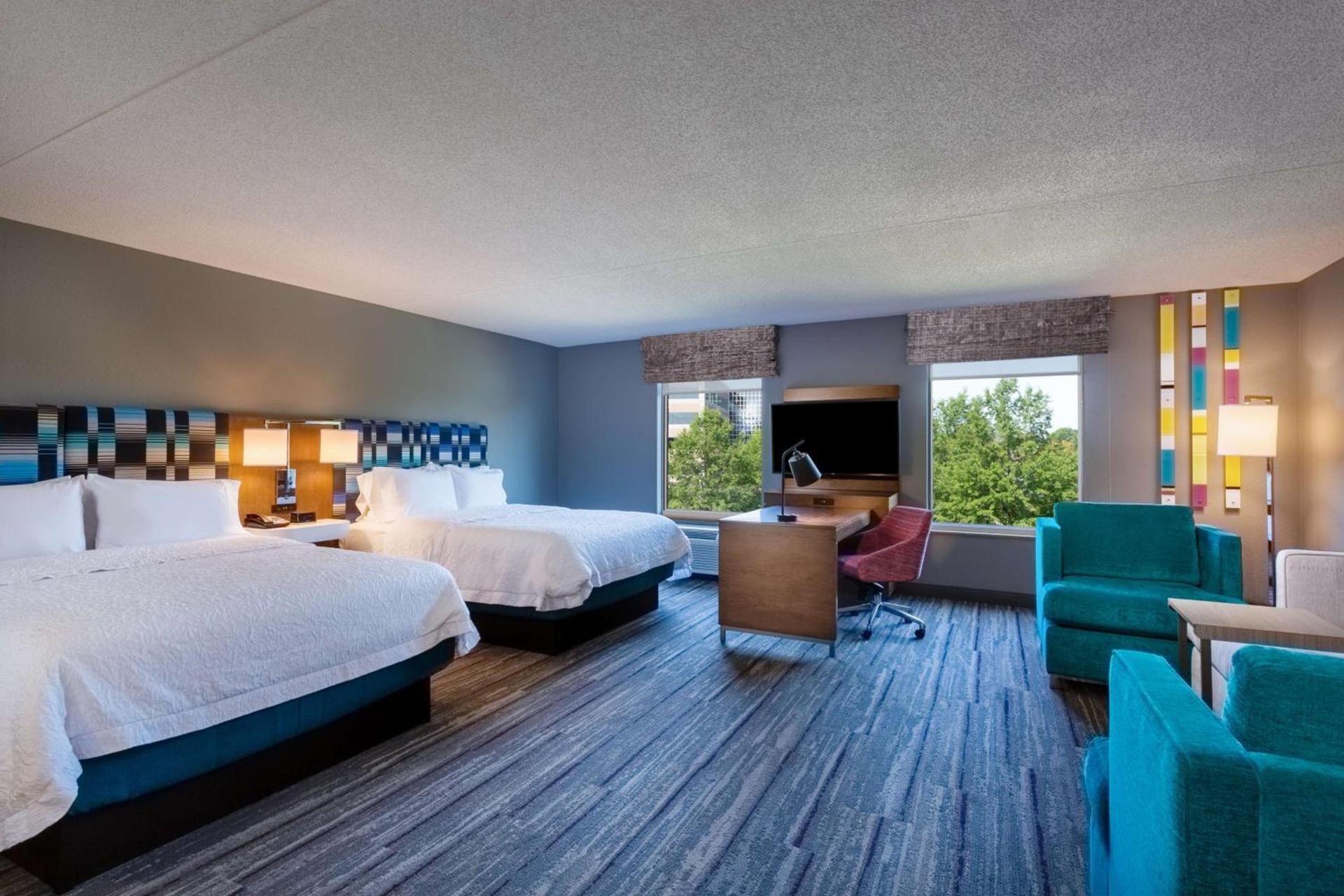 Hampton Inn & Suites Herndon-Reston photo 39