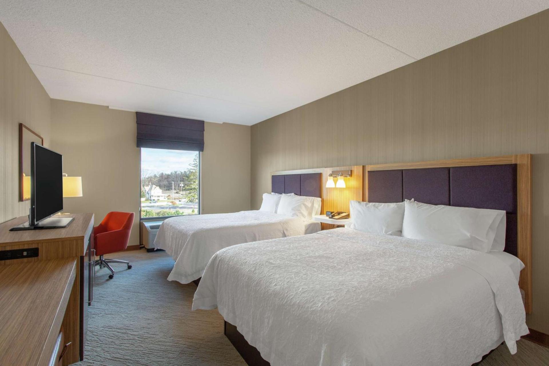 Hampton Inn & Suites Albany-Airport photo 21