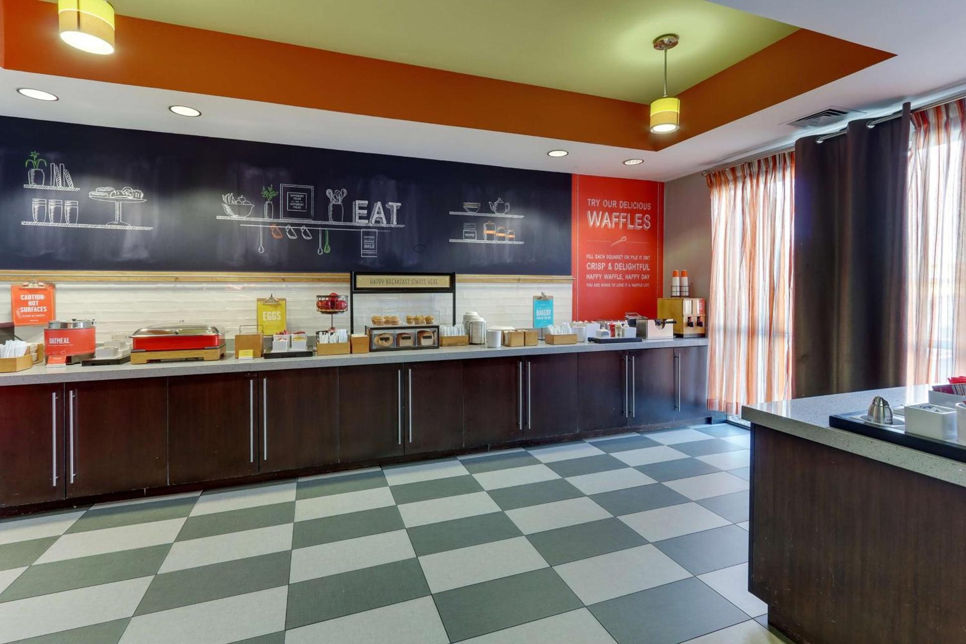 Hampton Inn Springfield photo 6