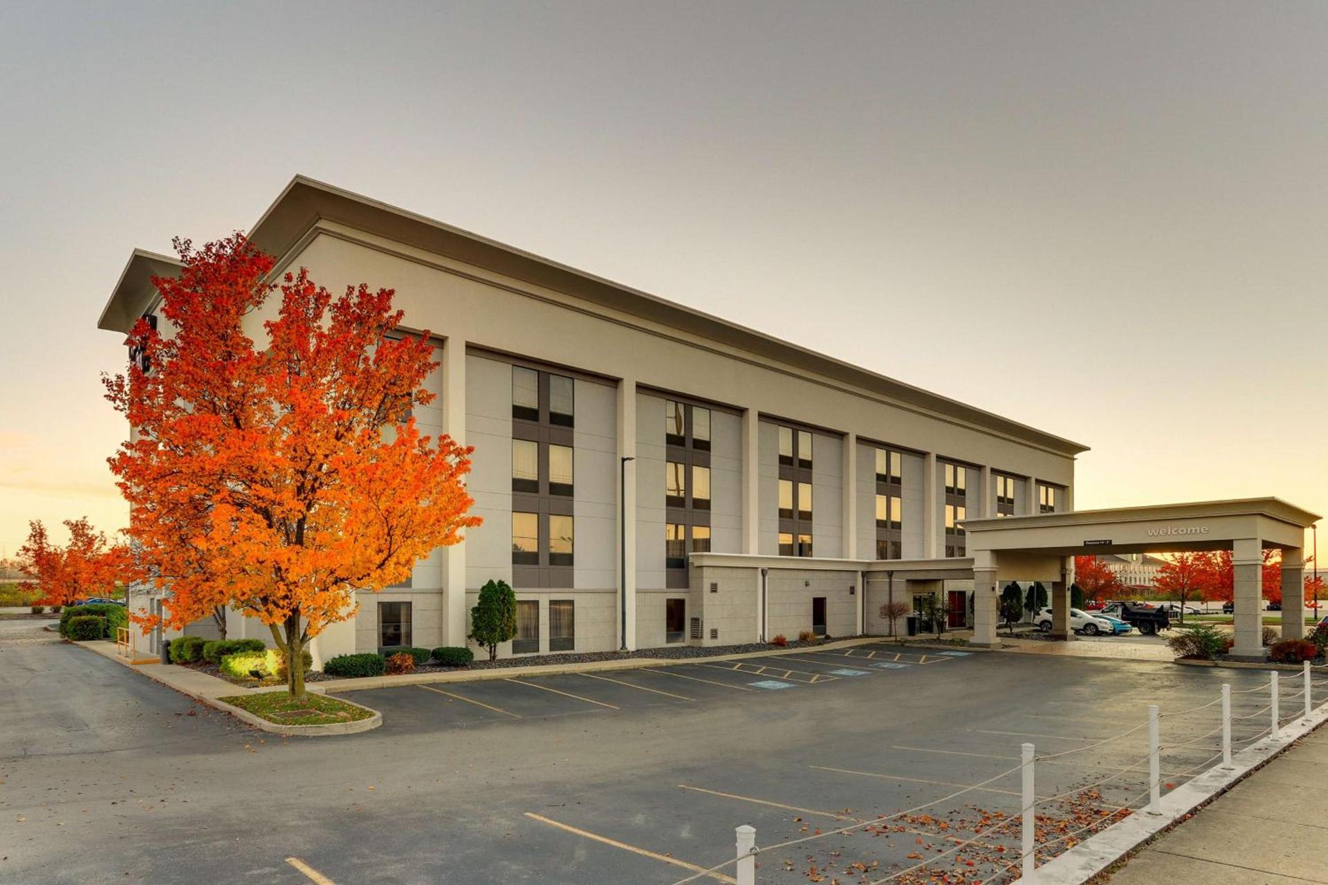 Hampton Inn Springfield photo 3