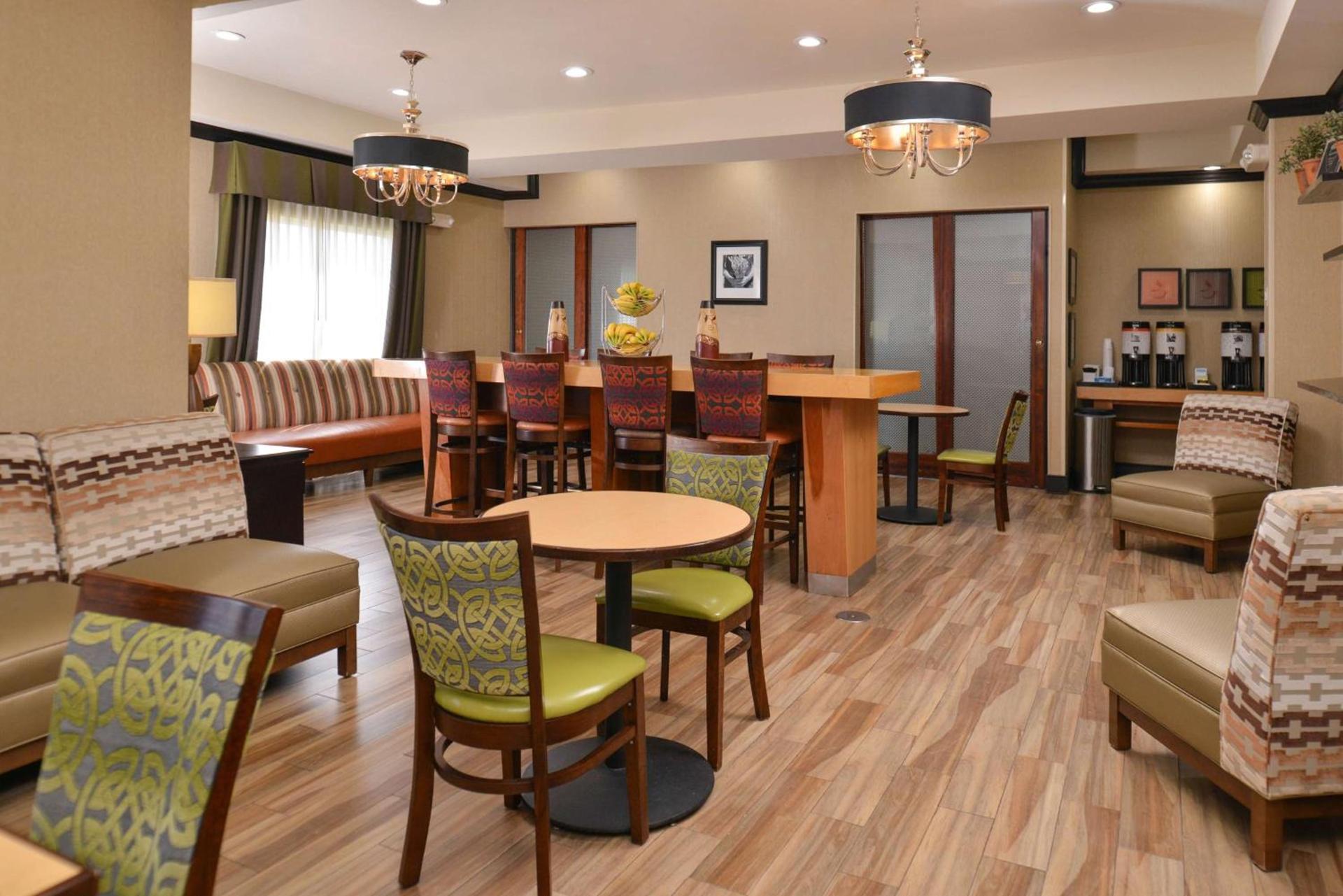 Hampton Inn Van Horn photo 17