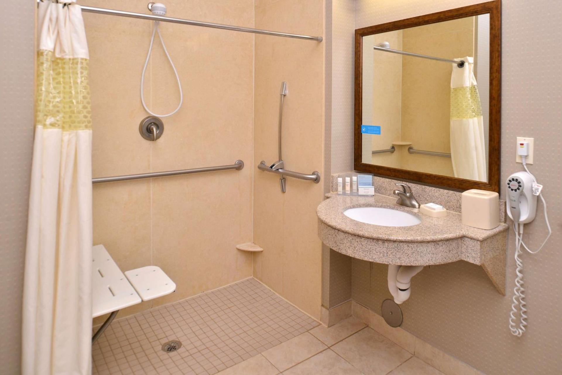 Hampton Inn Van Horn photo 28