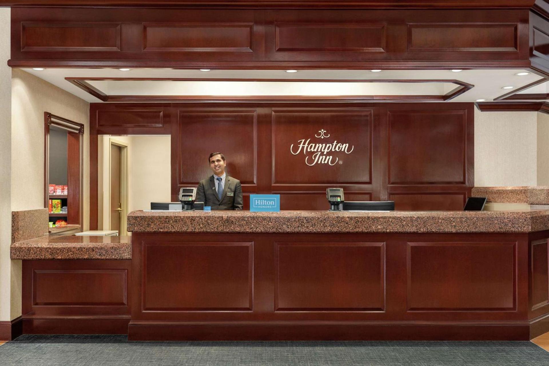 Hampton Inn Dulles/Cascades photo 4
