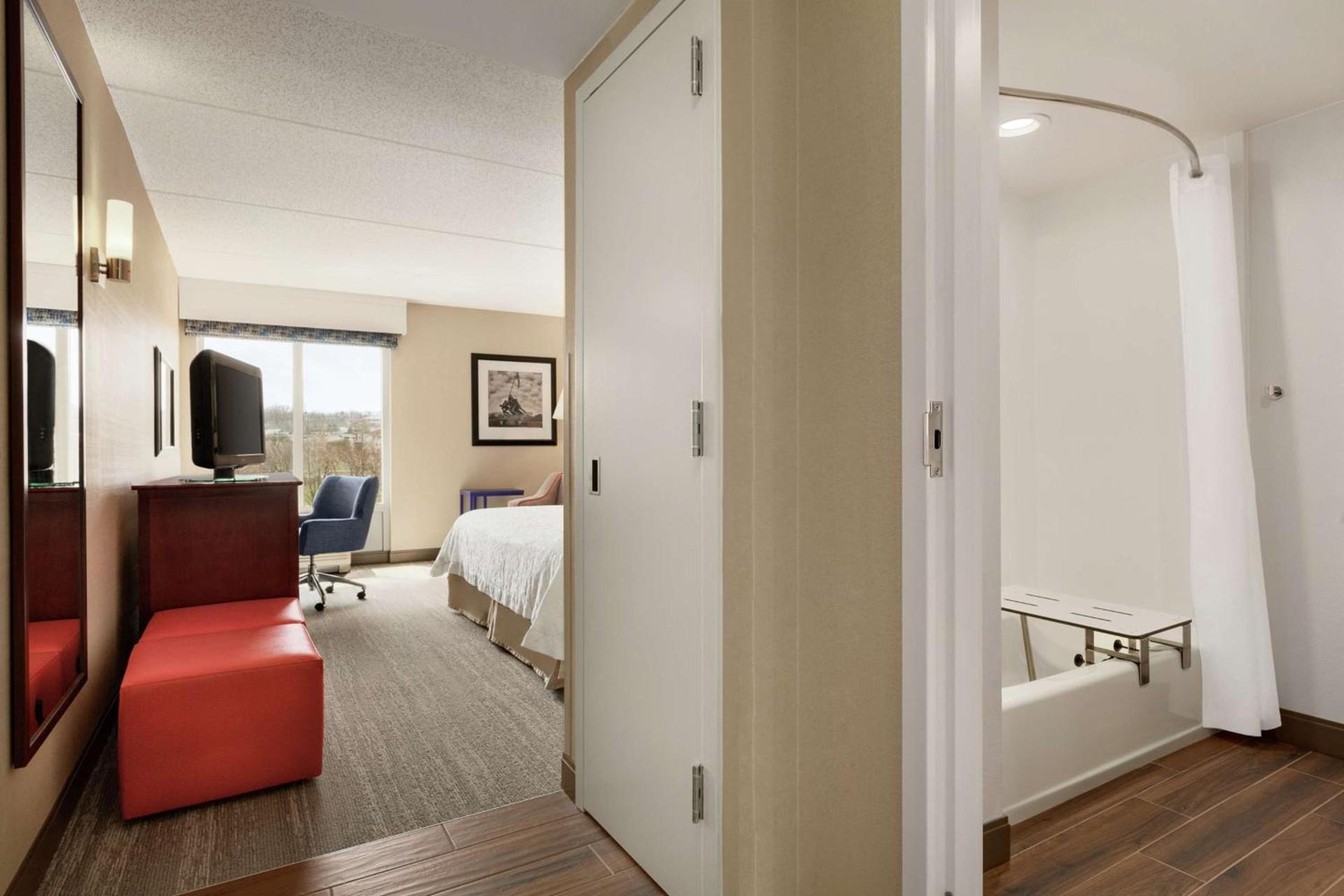 Hampton Inn Dulles/Cascades photo 29