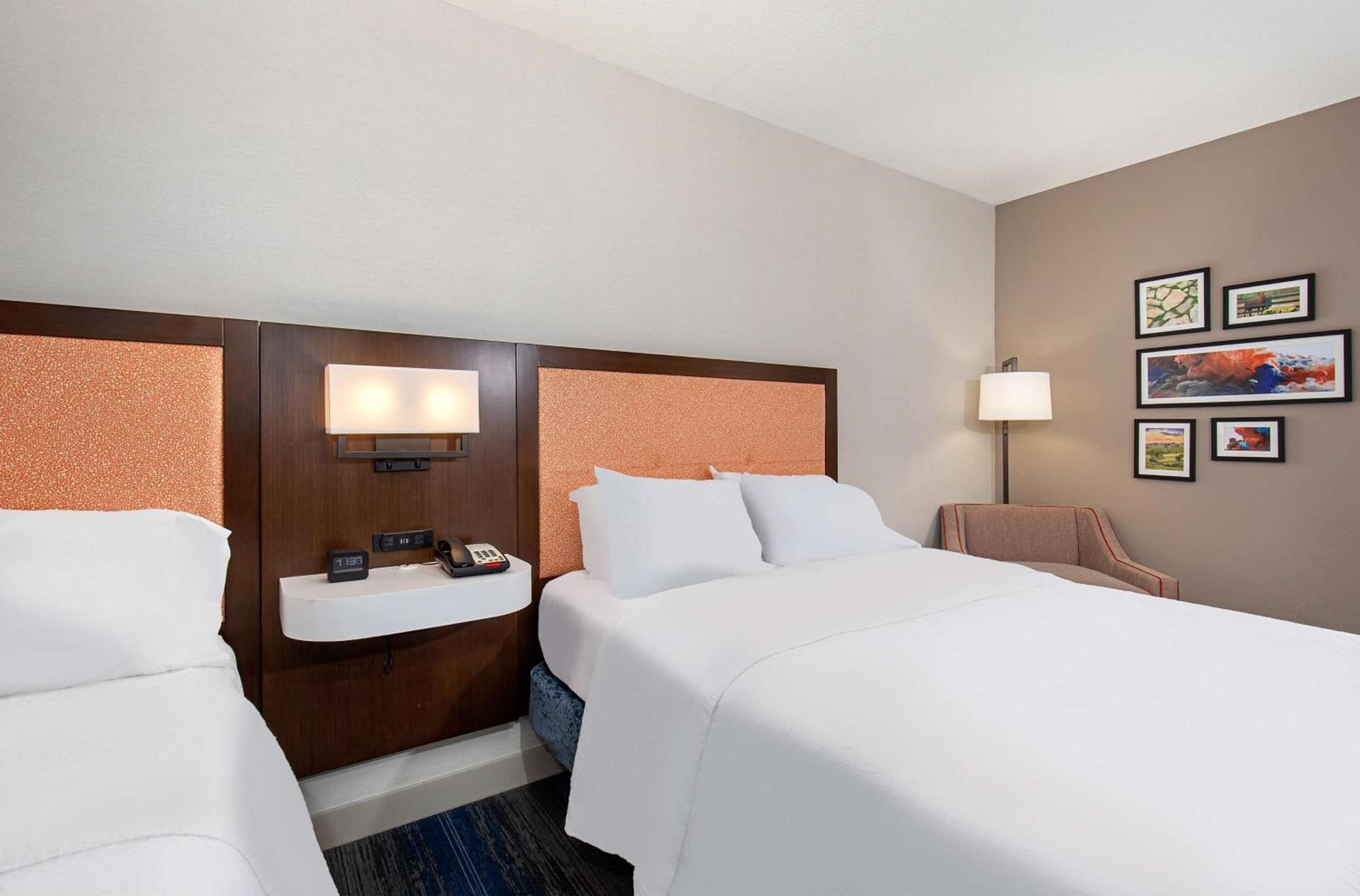 Hampton Inn Corbin photo 27