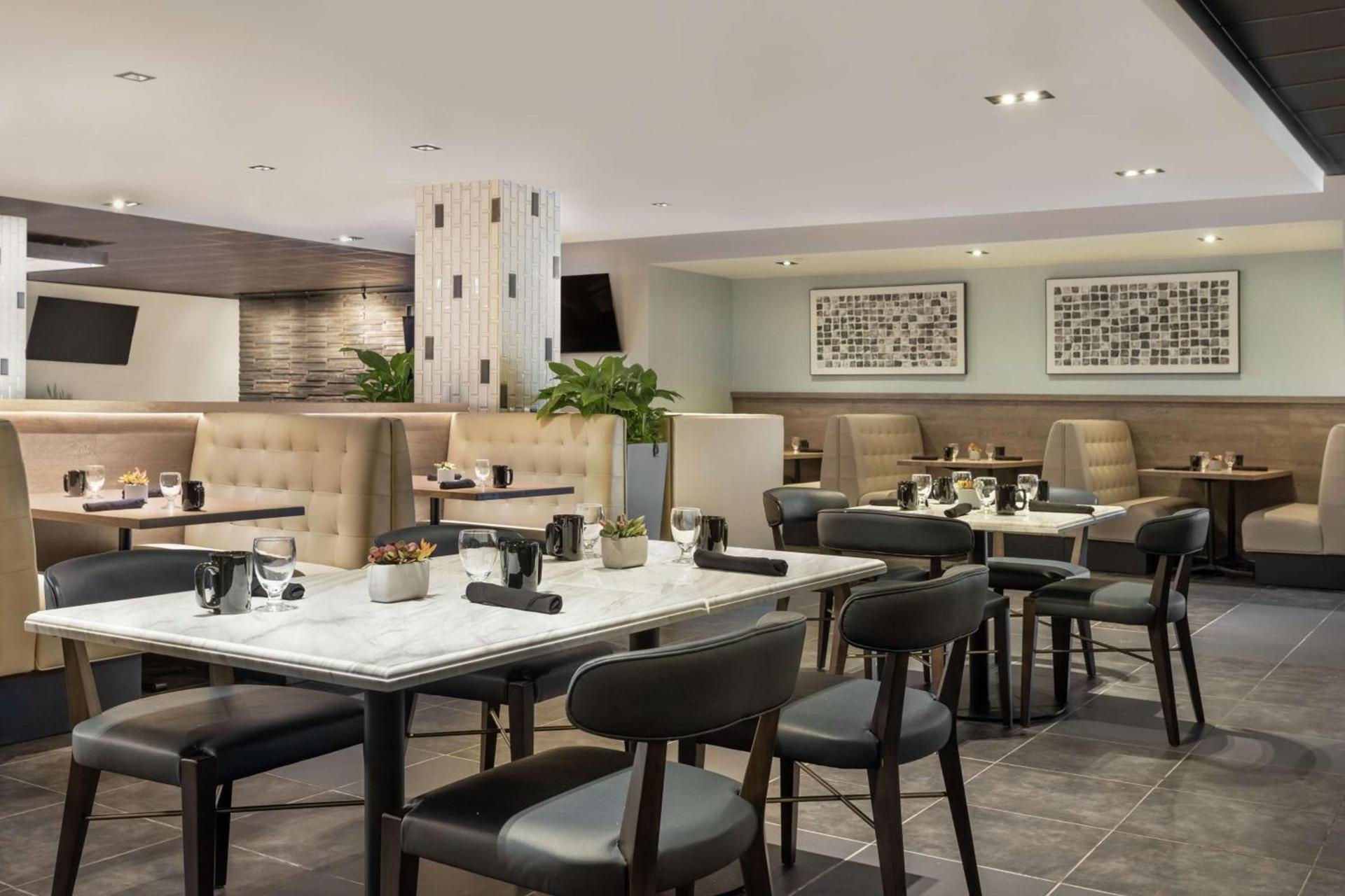 DoubleTree by Hilton San Francisco South Airport Blvd photo 9
