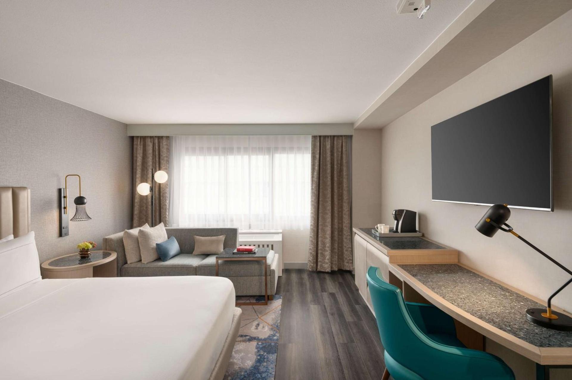 DoubleTree by Hilton San Francisco South Airport Blvd photo 21