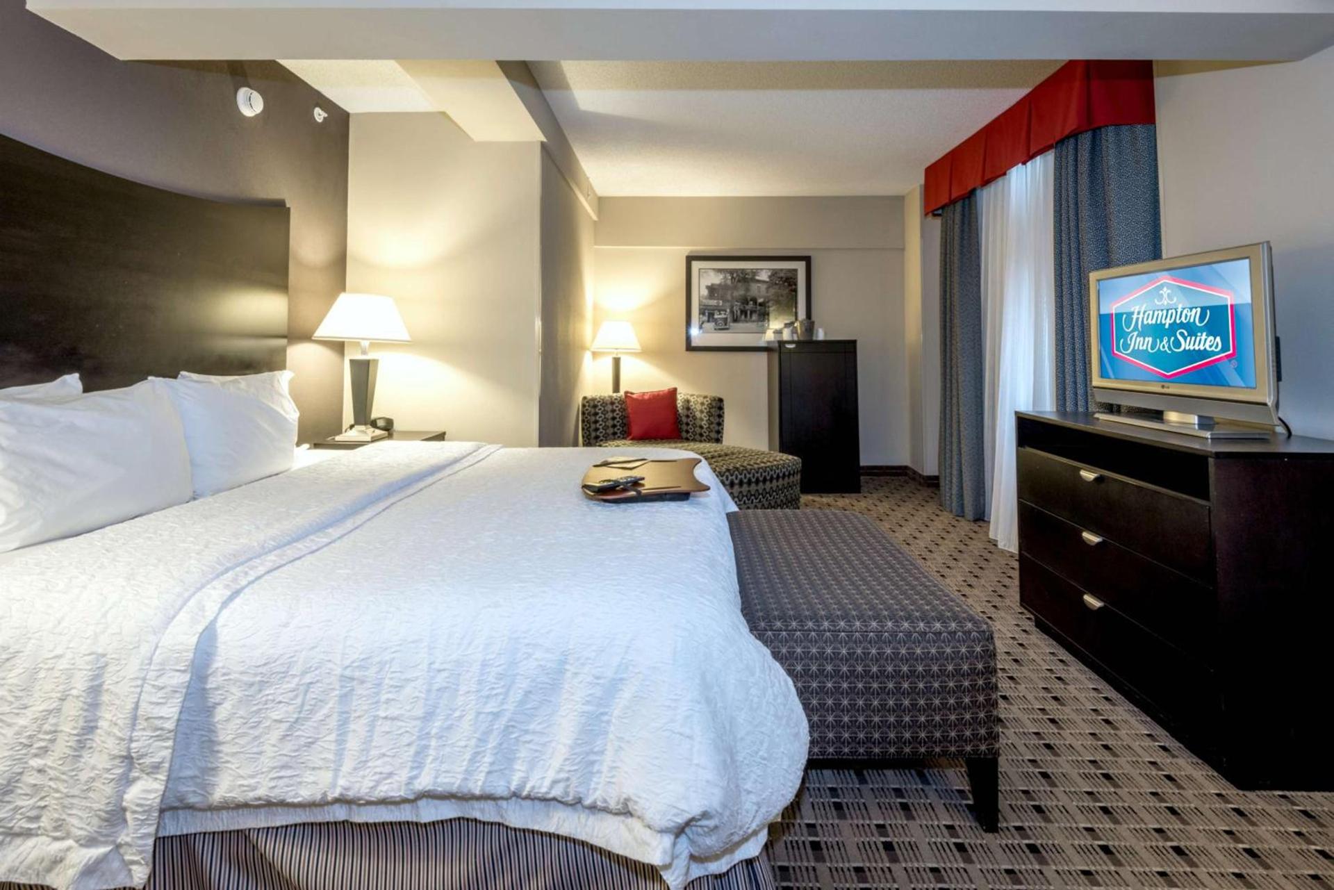 Hampton Inn & Suites Montgomery-Downtown photo 43