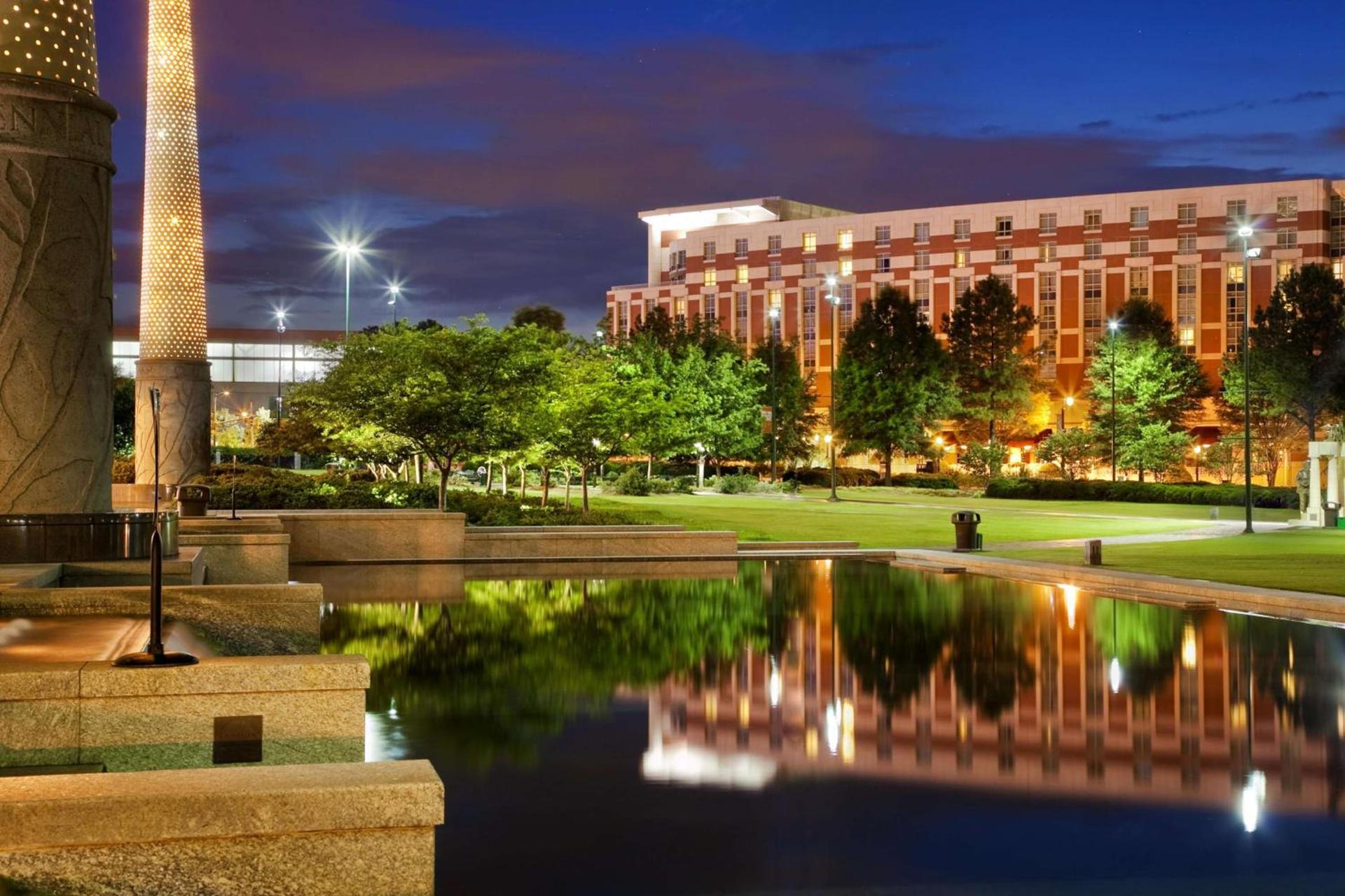 Embassy Suites by Hilton Atlanta at Centennial Olympic Park photo 2