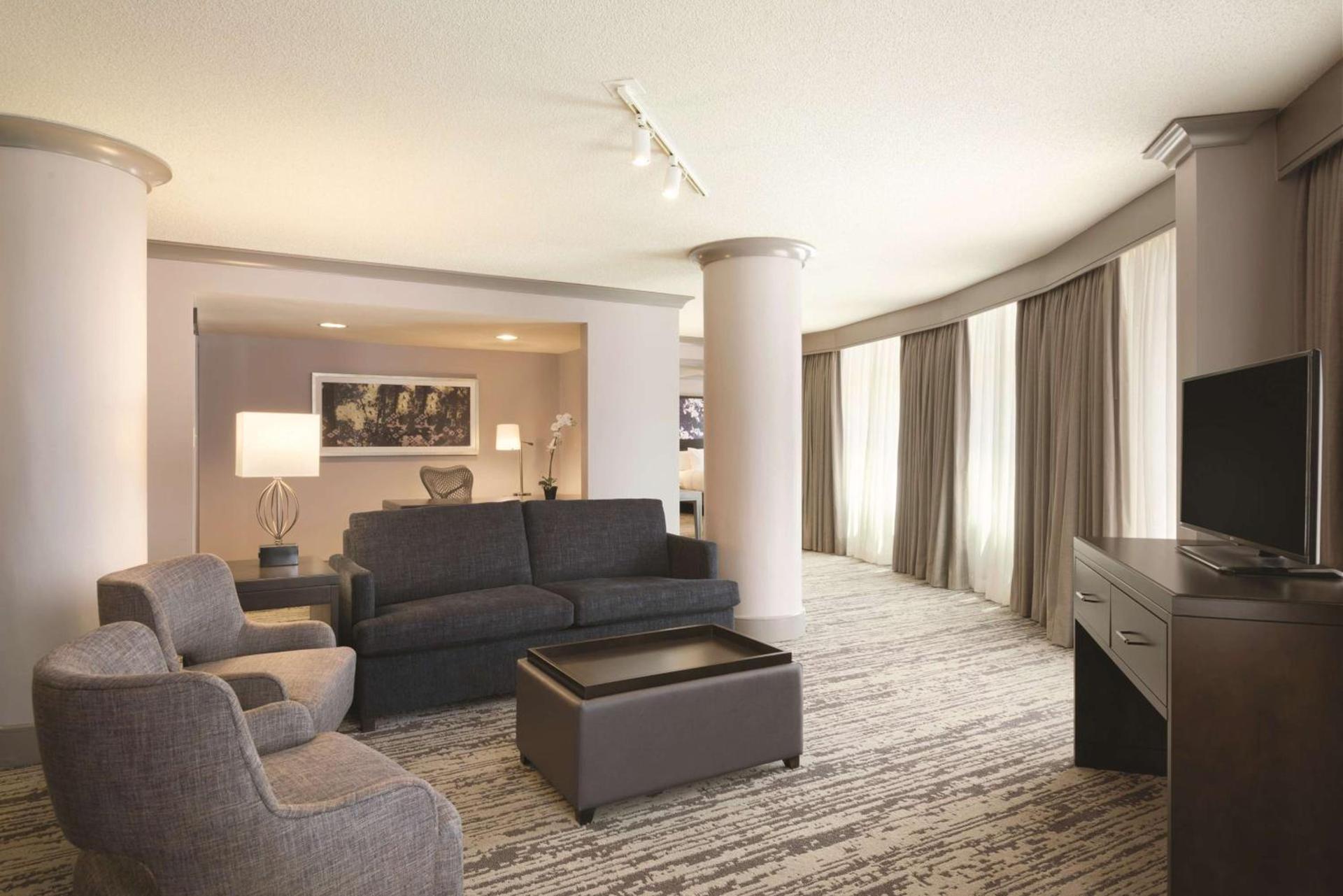 Embassy Suites by Hilton Atlanta at Centennial Olympic Park photo 34