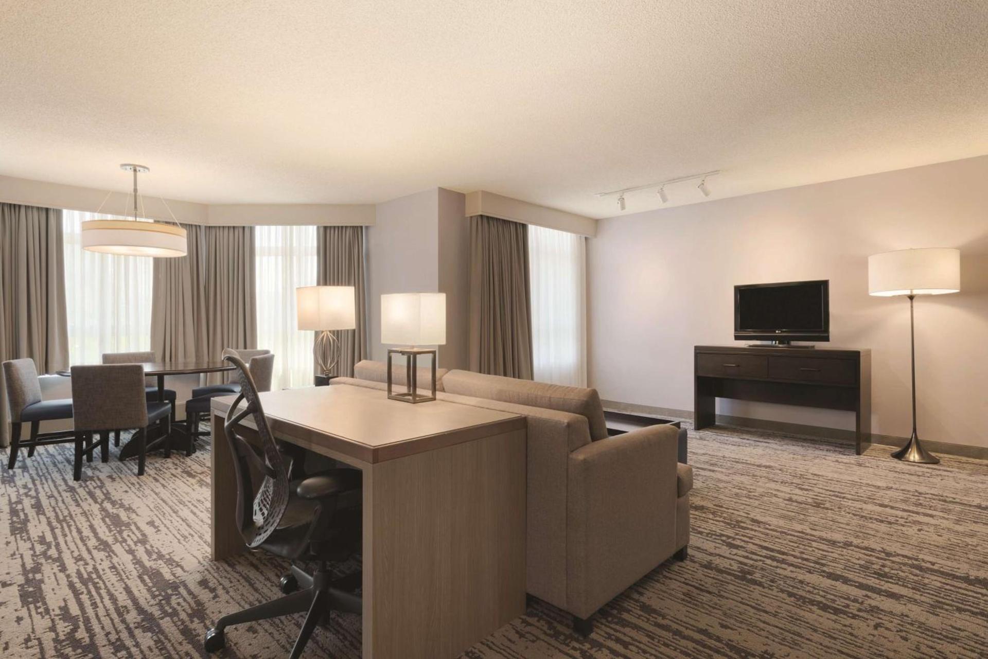 Embassy Suites by Hilton Atlanta at Centennial Olympic Park photo 36