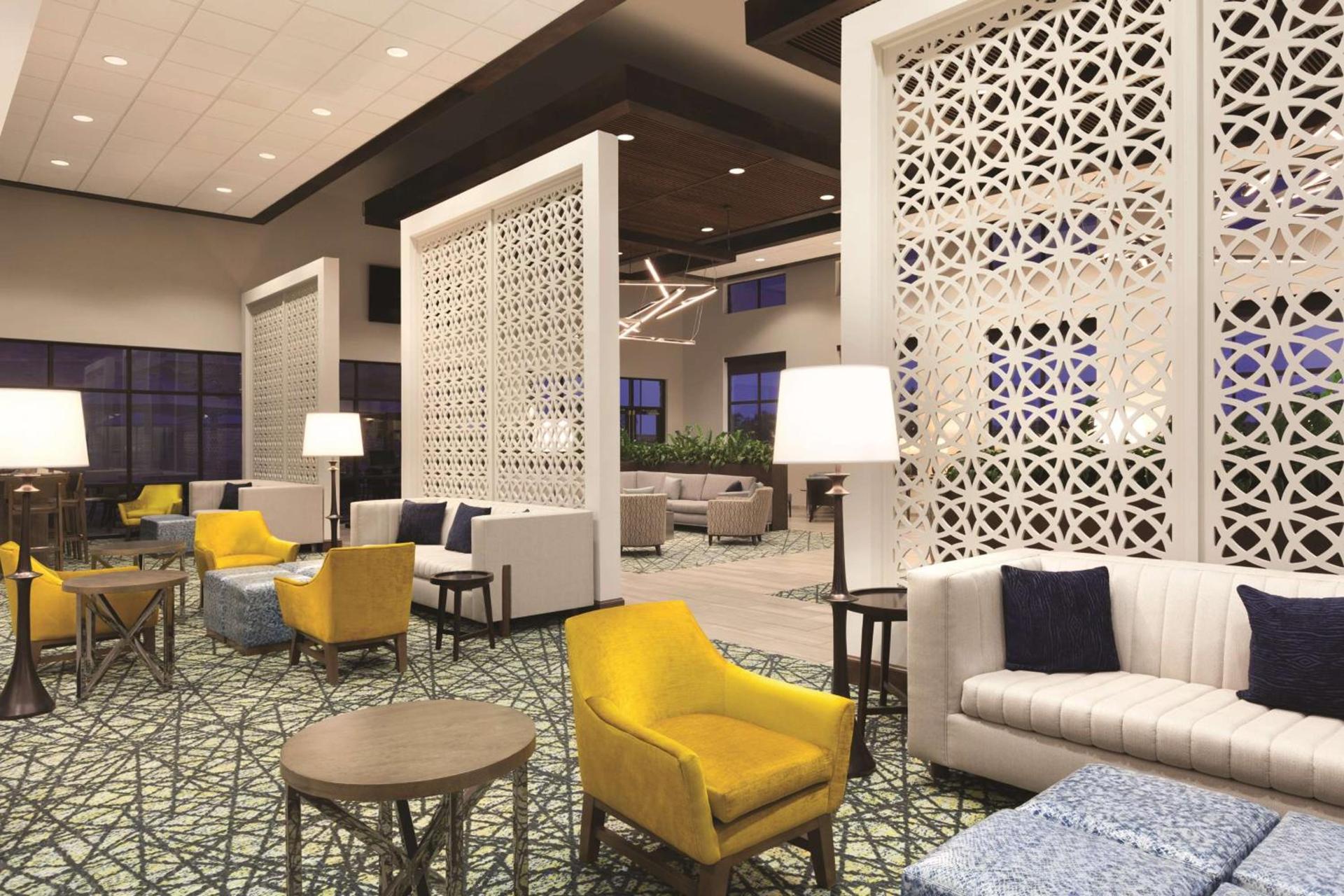 Embassy Suites San Antonio Brooks City Base Hotel & Spa photo 8