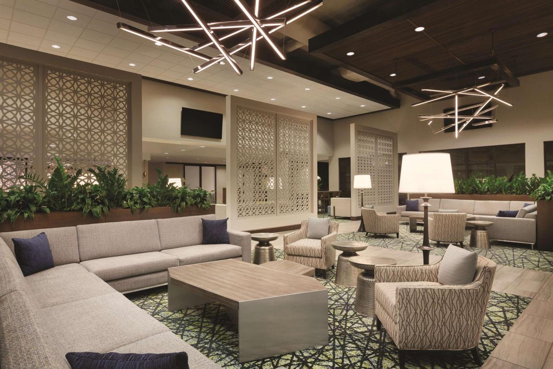 Embassy Suites San Antonio Brooks City Base Hotel & Spa photo 7