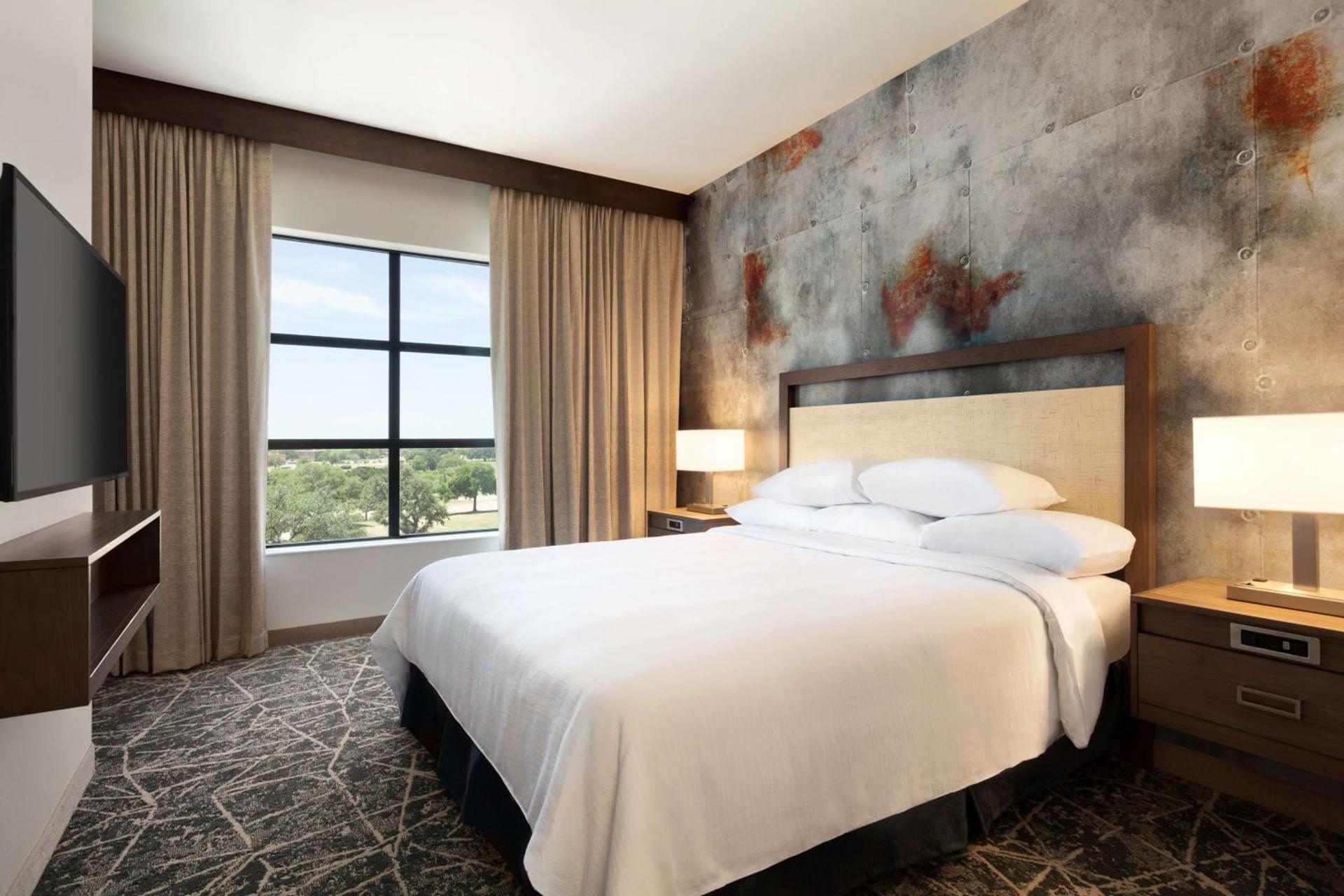 Embassy Suites San Antonio Brooks City Base Hotel & Spa photo 56