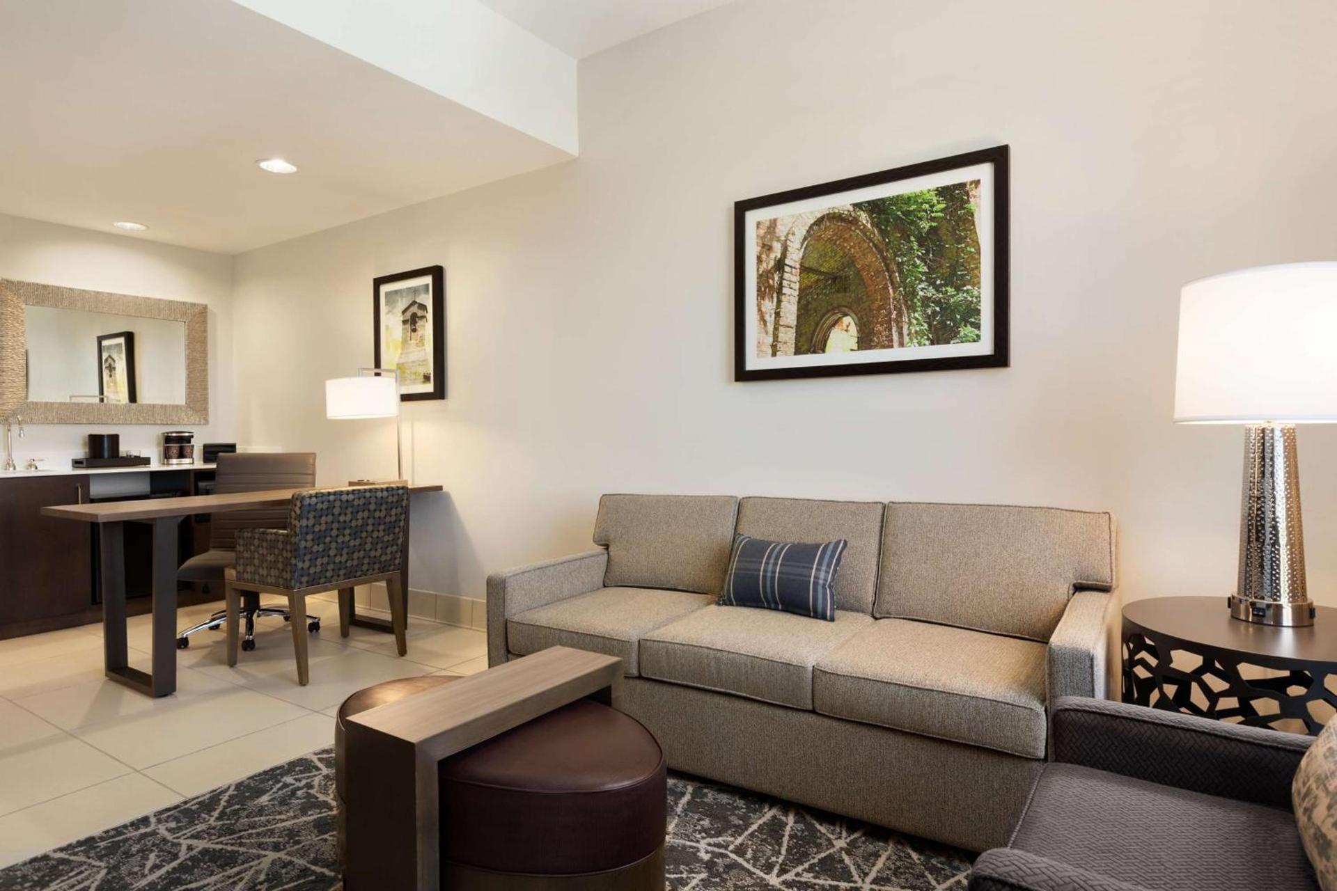 Embassy Suites San Antonio Brooks City Base Hotel & Spa photo 37