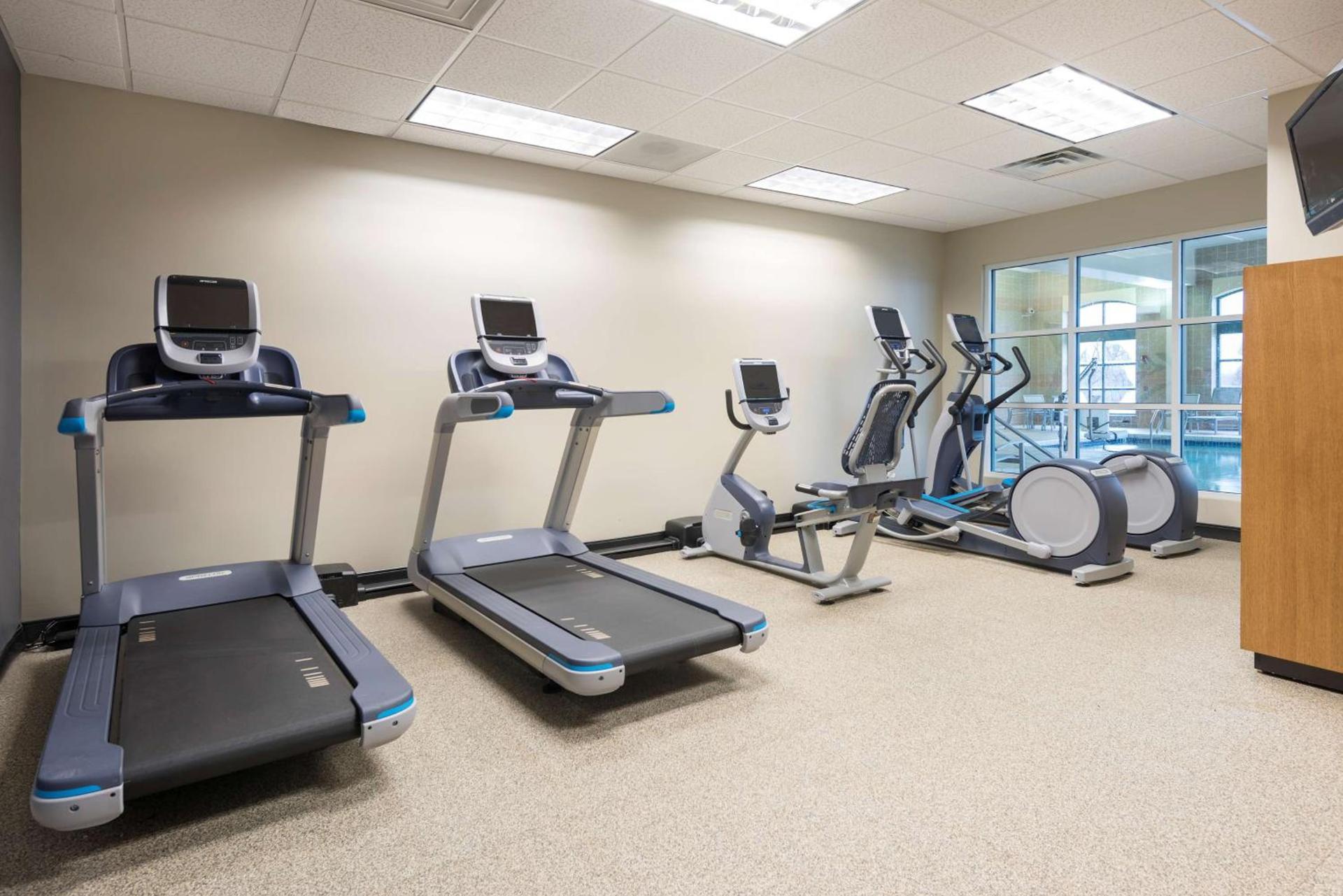 Doubletree by Hilton Pleasant Prairie Kenosha, WI photo 10
