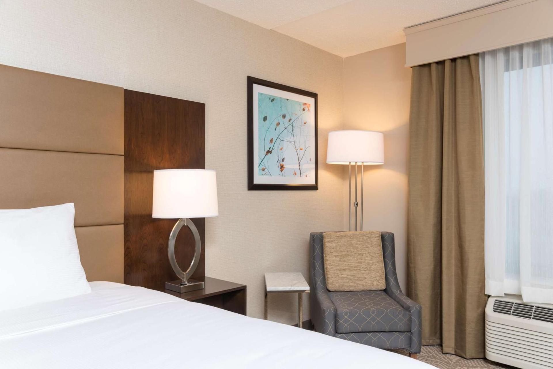 Doubletree by Hilton Pleasant Prairie Kenosha, WI photo 16