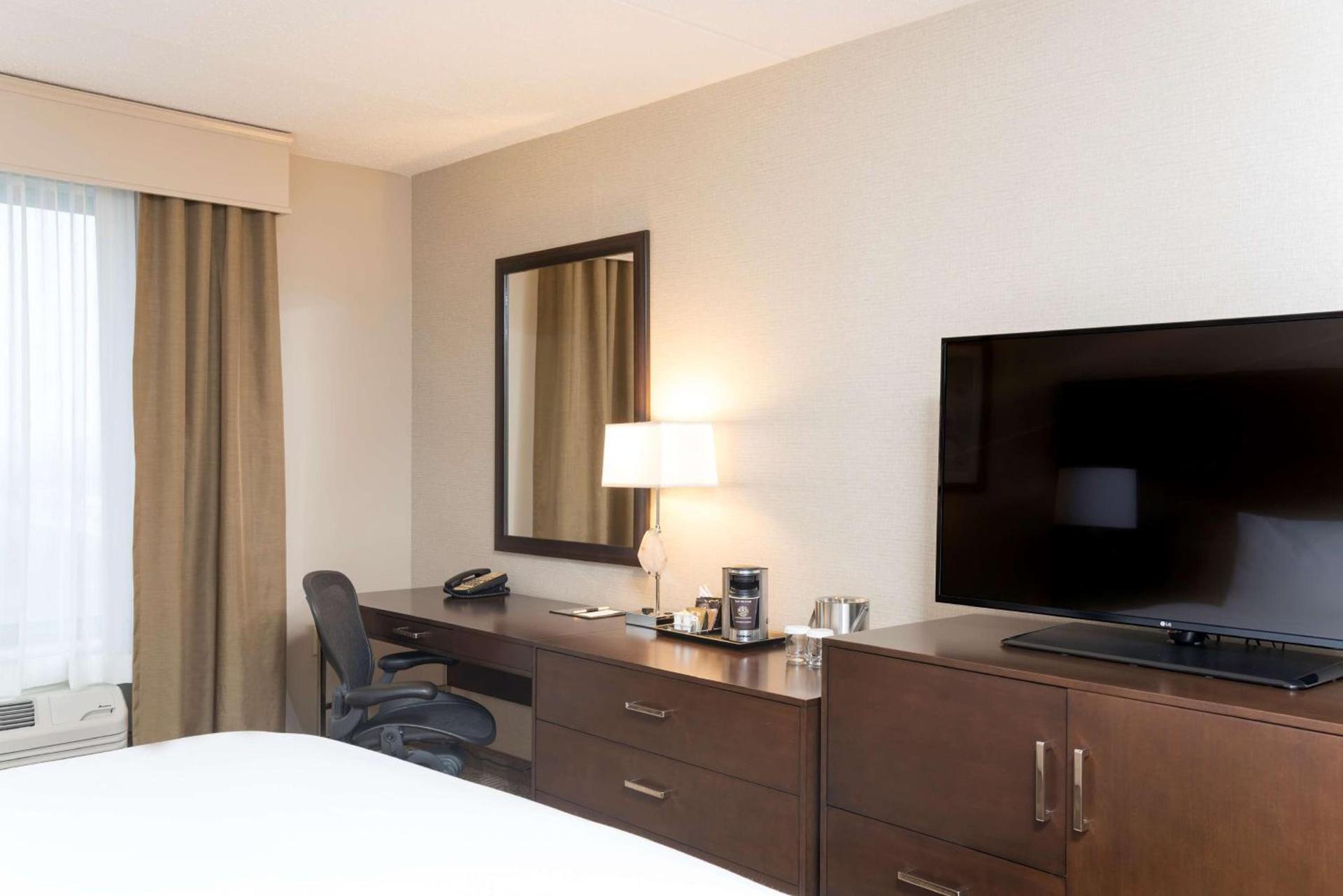 Doubletree by Hilton Pleasant Prairie Kenosha, WI photo 25