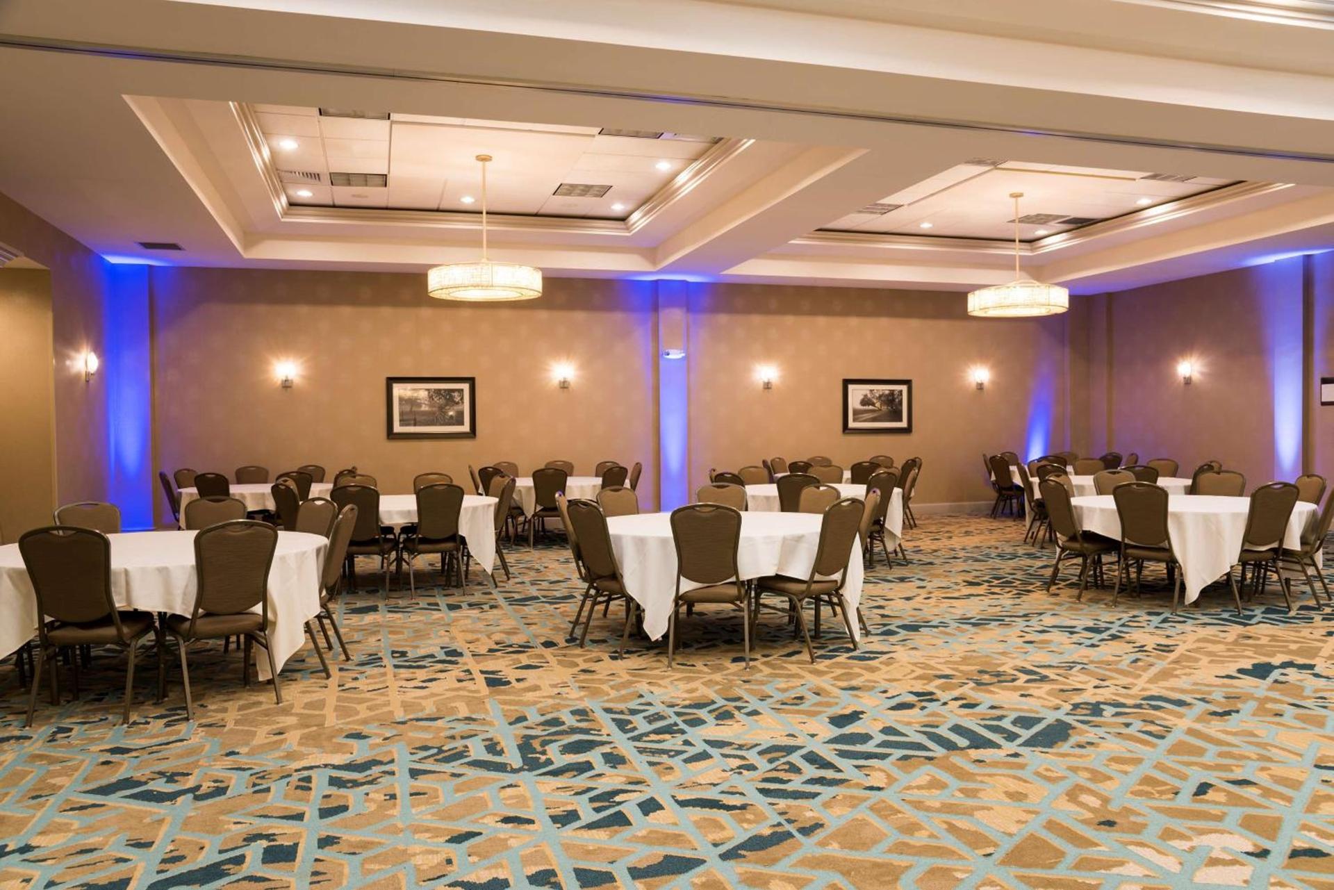 Doubletree by Hilton Pleasant Prairie Kenosha, WI photo 31