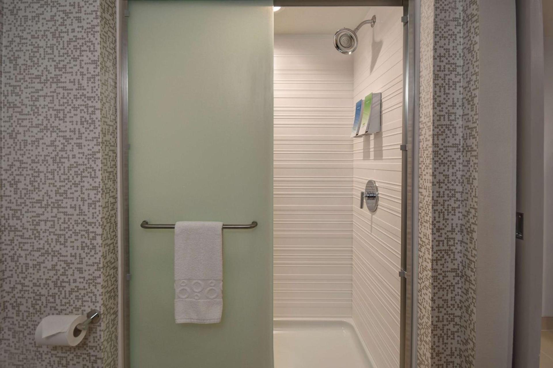 Home2 Suites Eau Claire South, Wi photo 31