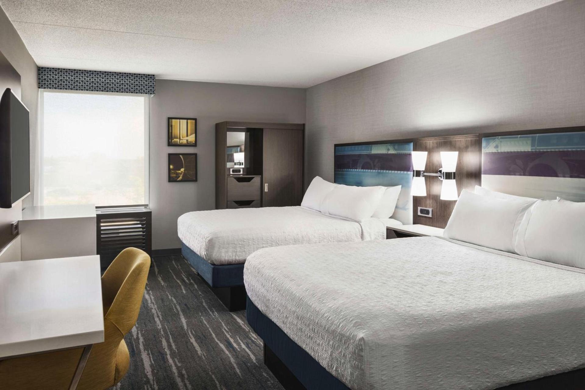 Hampton Inn Chicago-O'Hare International Airport photo 22