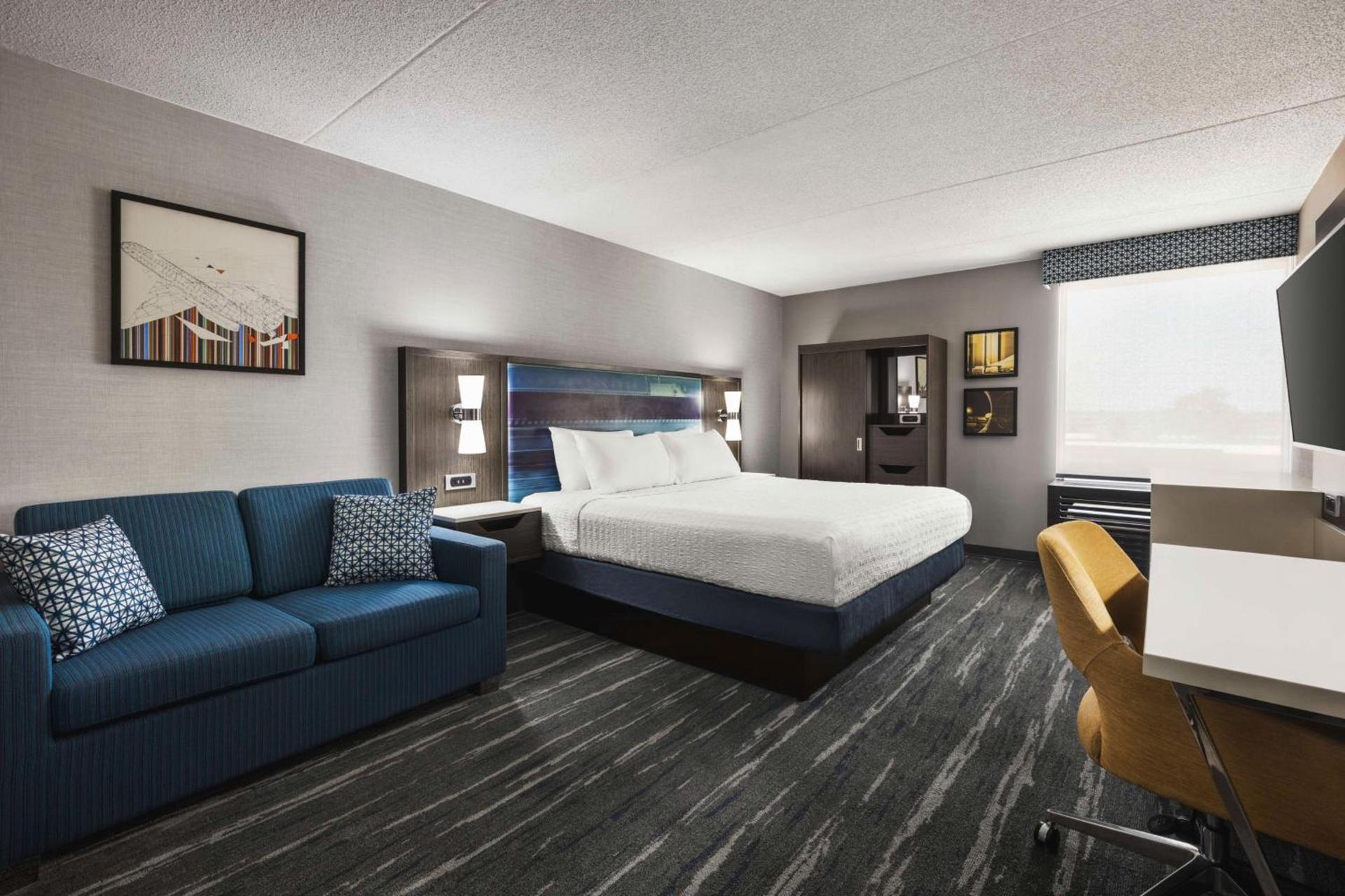 Hampton Inn Chicago-O'Hare International Airport photo 27