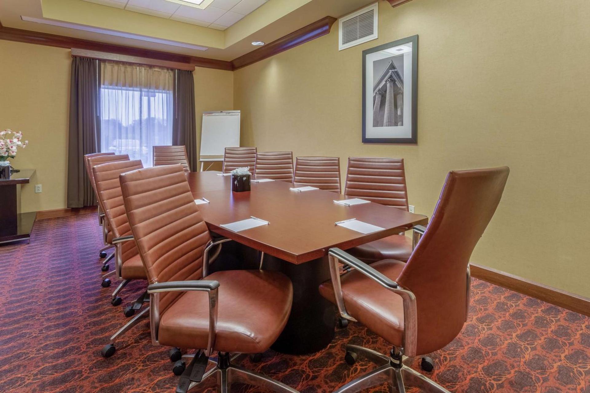 Hampton Inn Owings Mills photo 21