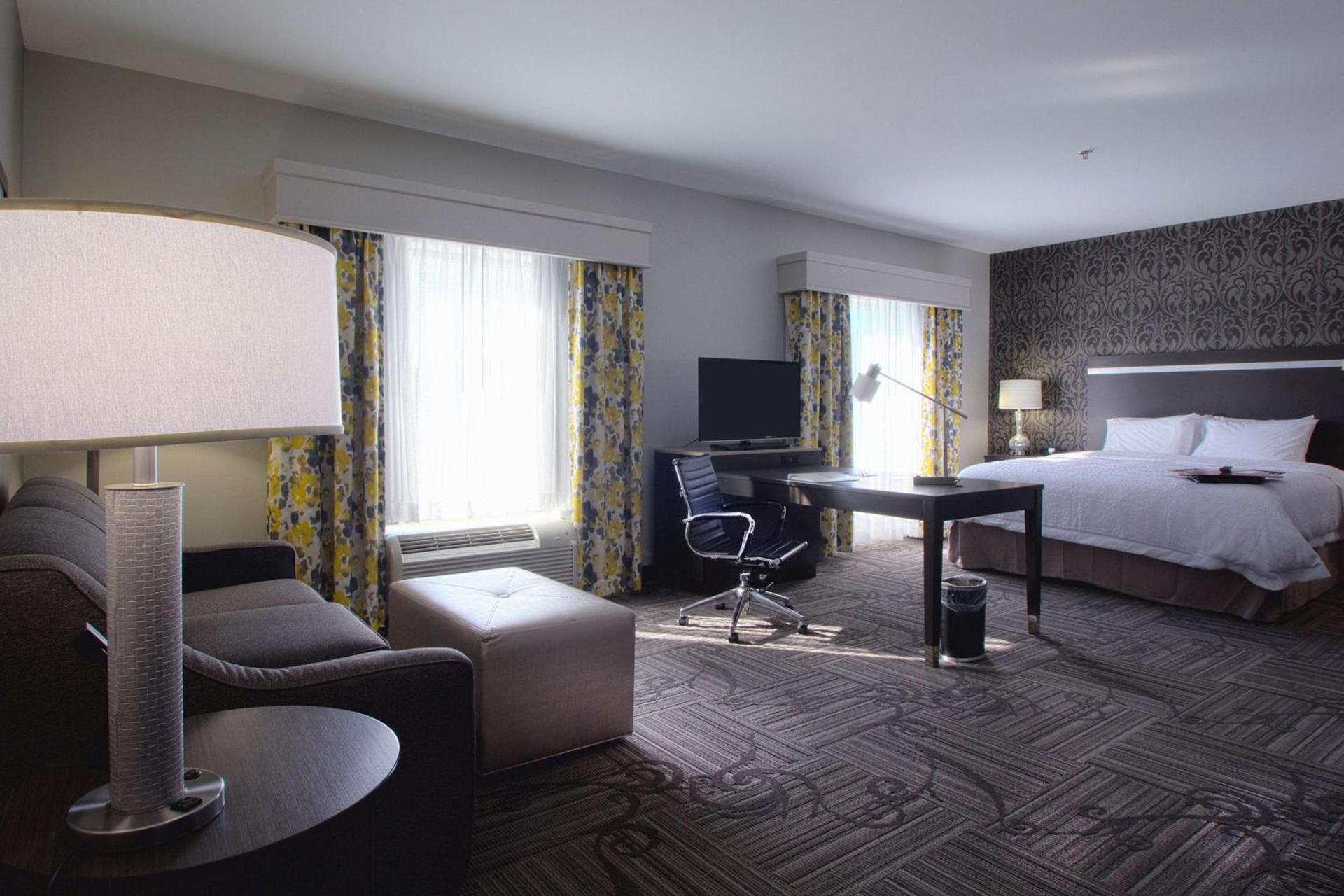 Hampton Inn & Suites Columbus/University Area photo 58