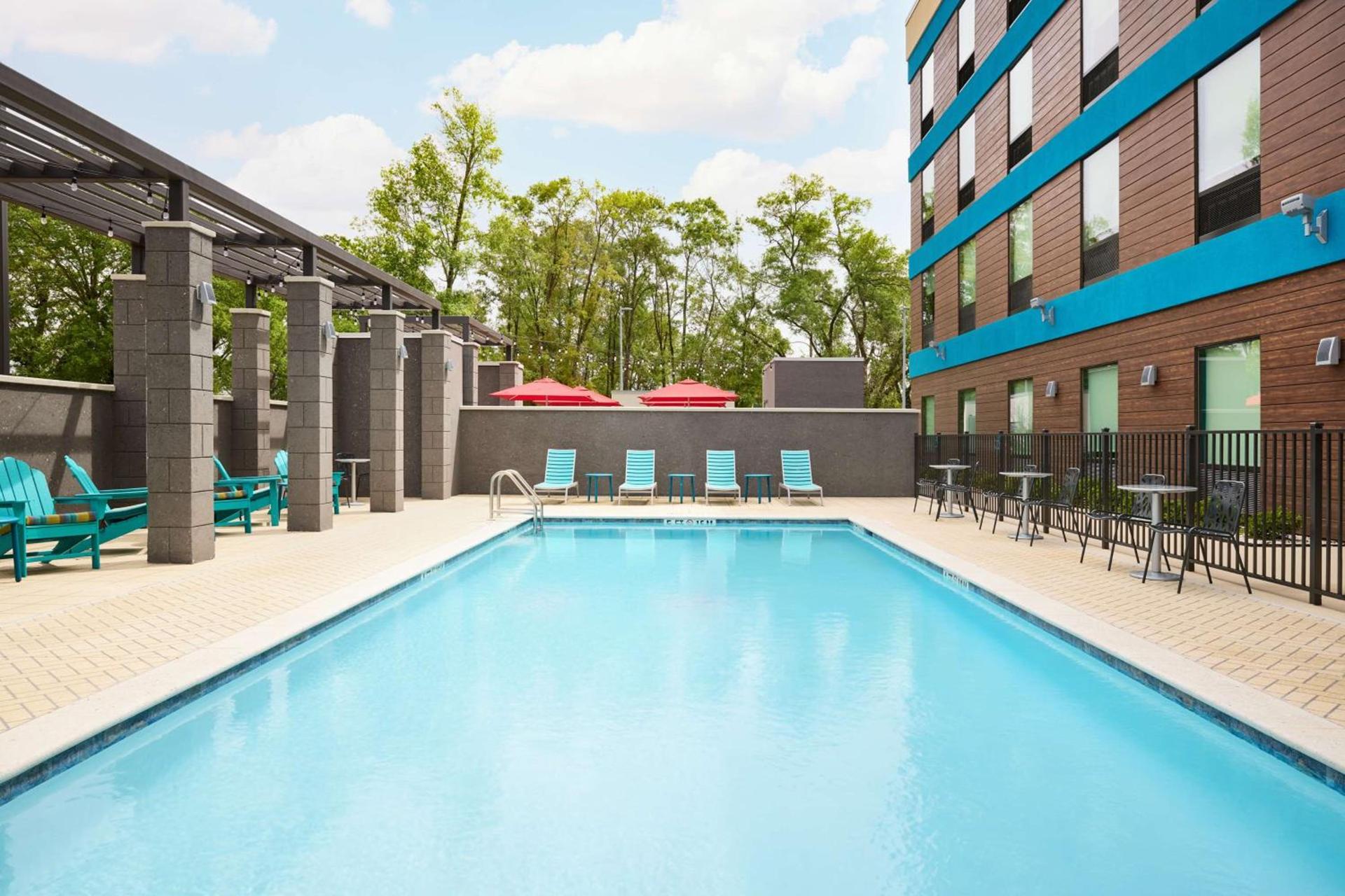 Home2 Suites By Hilton Pensacola I-10 Pine Forest photo 2