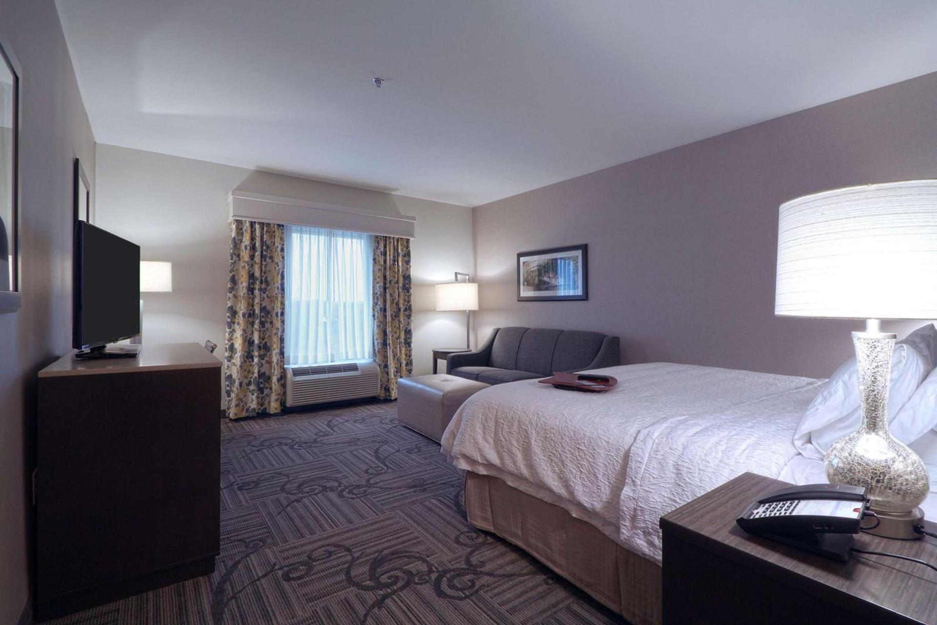 Hampton Inn & Suites Columbus/University Area photo 66