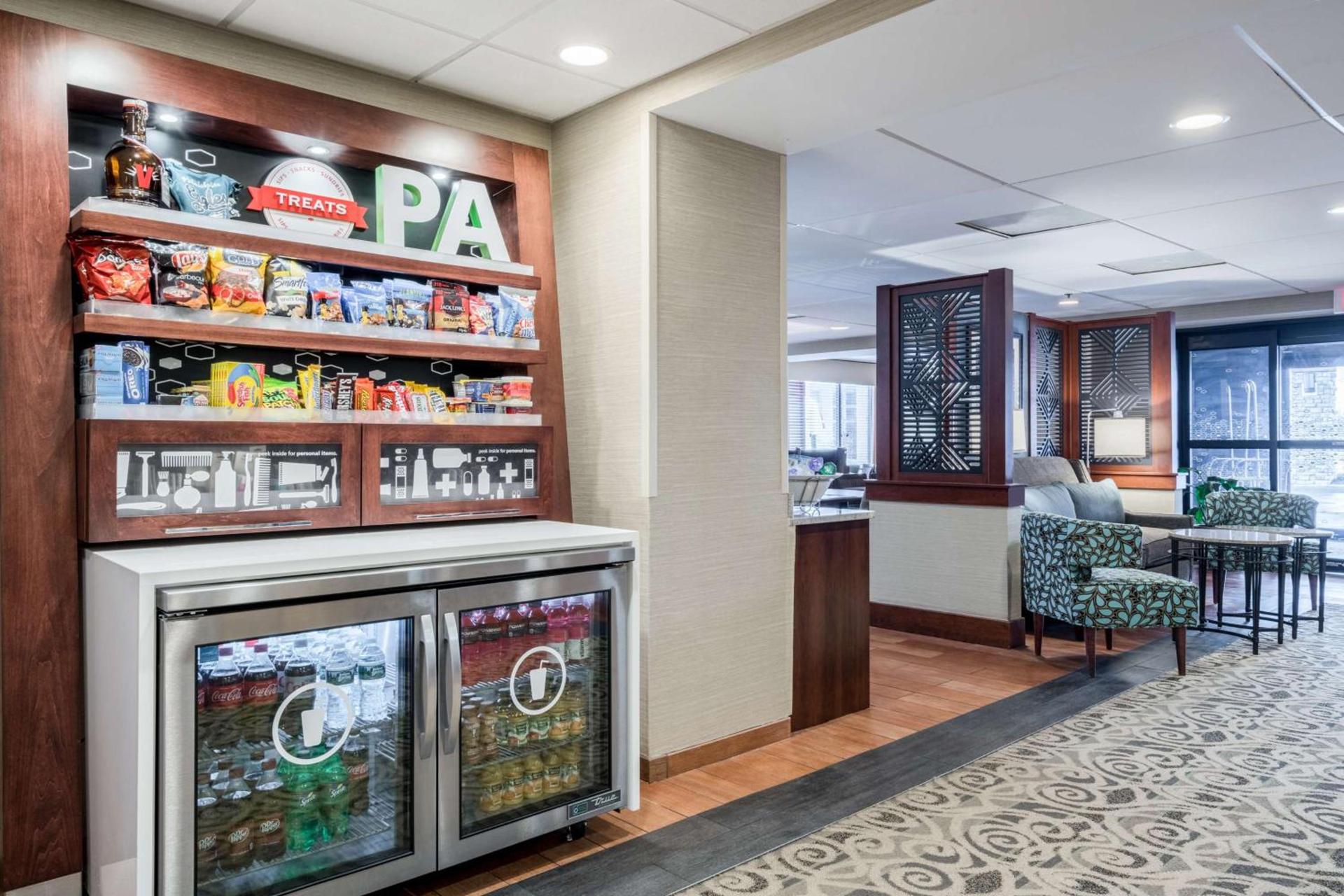 Hampton Inn Downingtown/Exton photo 13