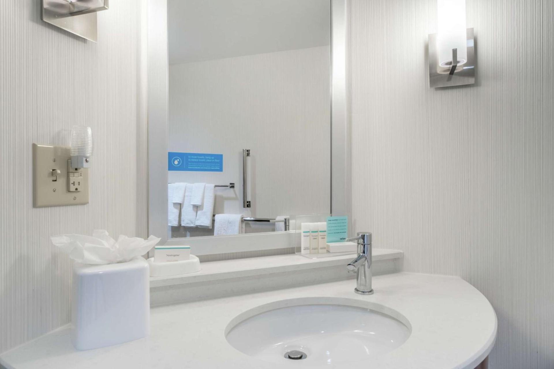 Hampton Inn Downingtown/Exton photo 24