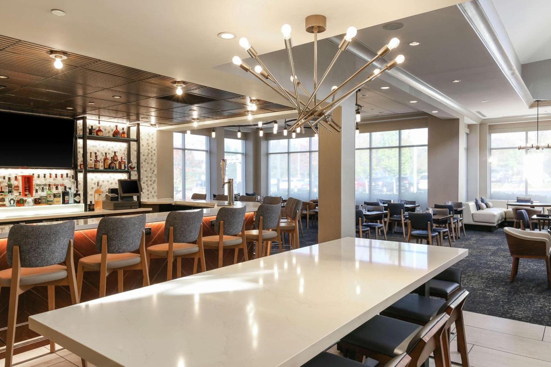 Hilton Garden Inn Melville photo 21