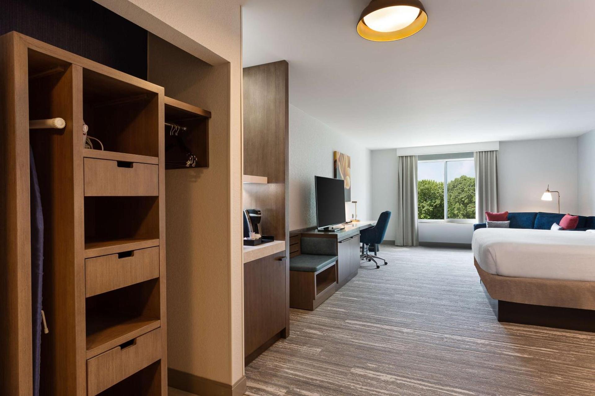 Hilton Garden Inn Melville photo 24