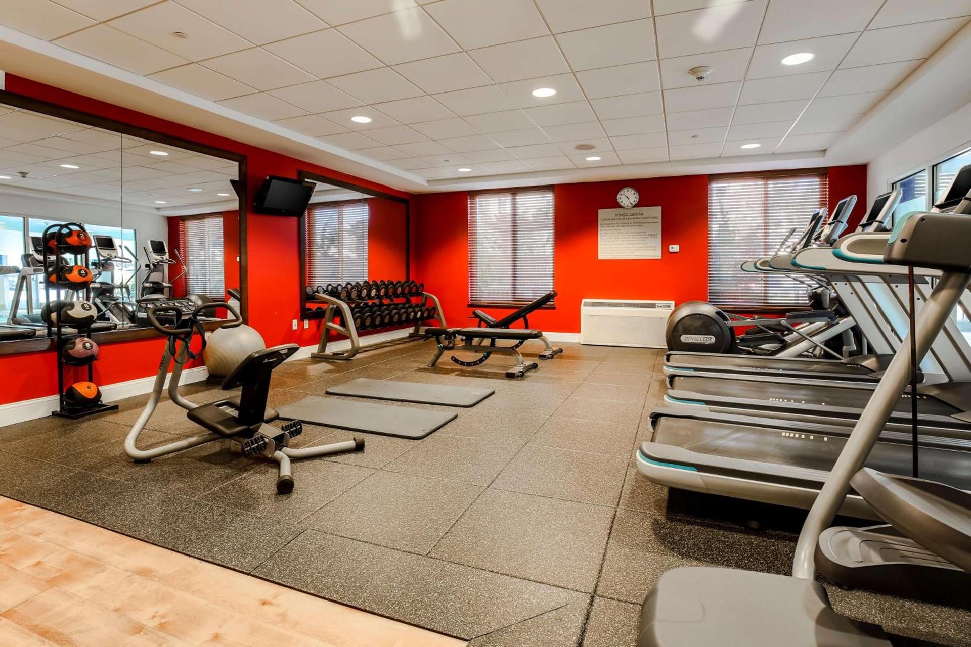 Hilton Garden Inn Melville photo 23