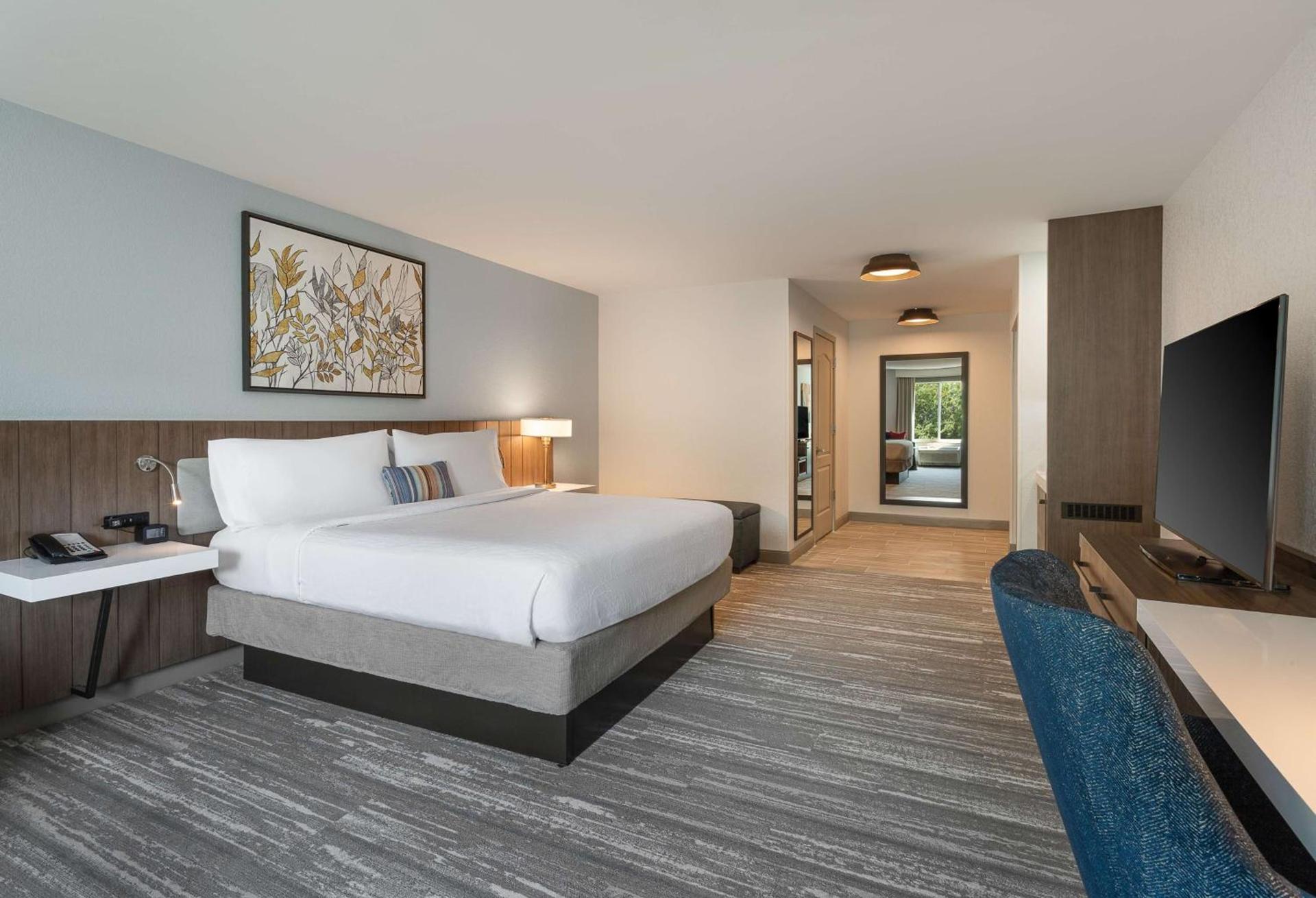 Hilton Garden Inn Melville photo 29