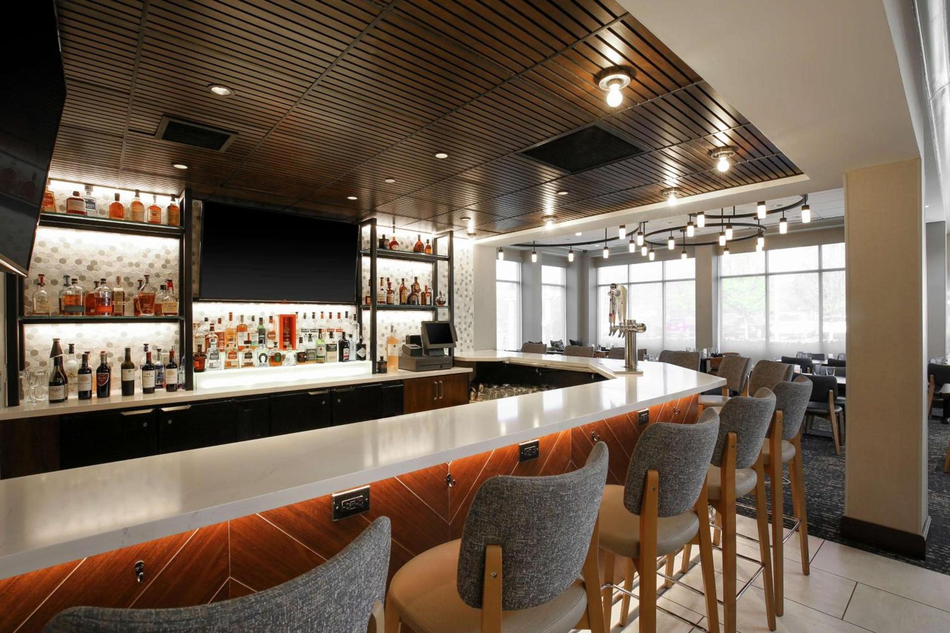 Hilton Garden Inn Melville photo 32
