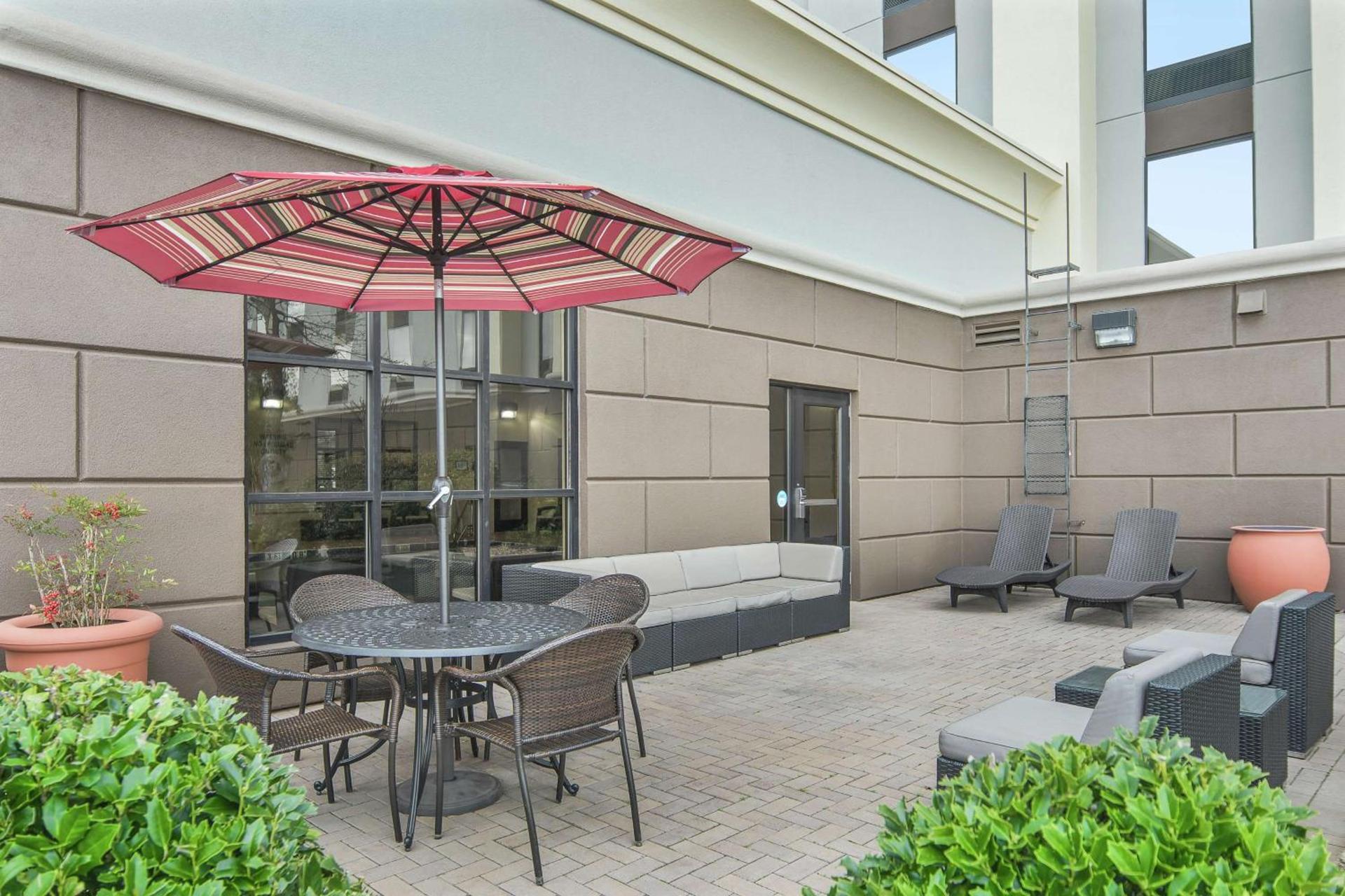 Hampton Inn & Suites Macon I-75 North photo 4