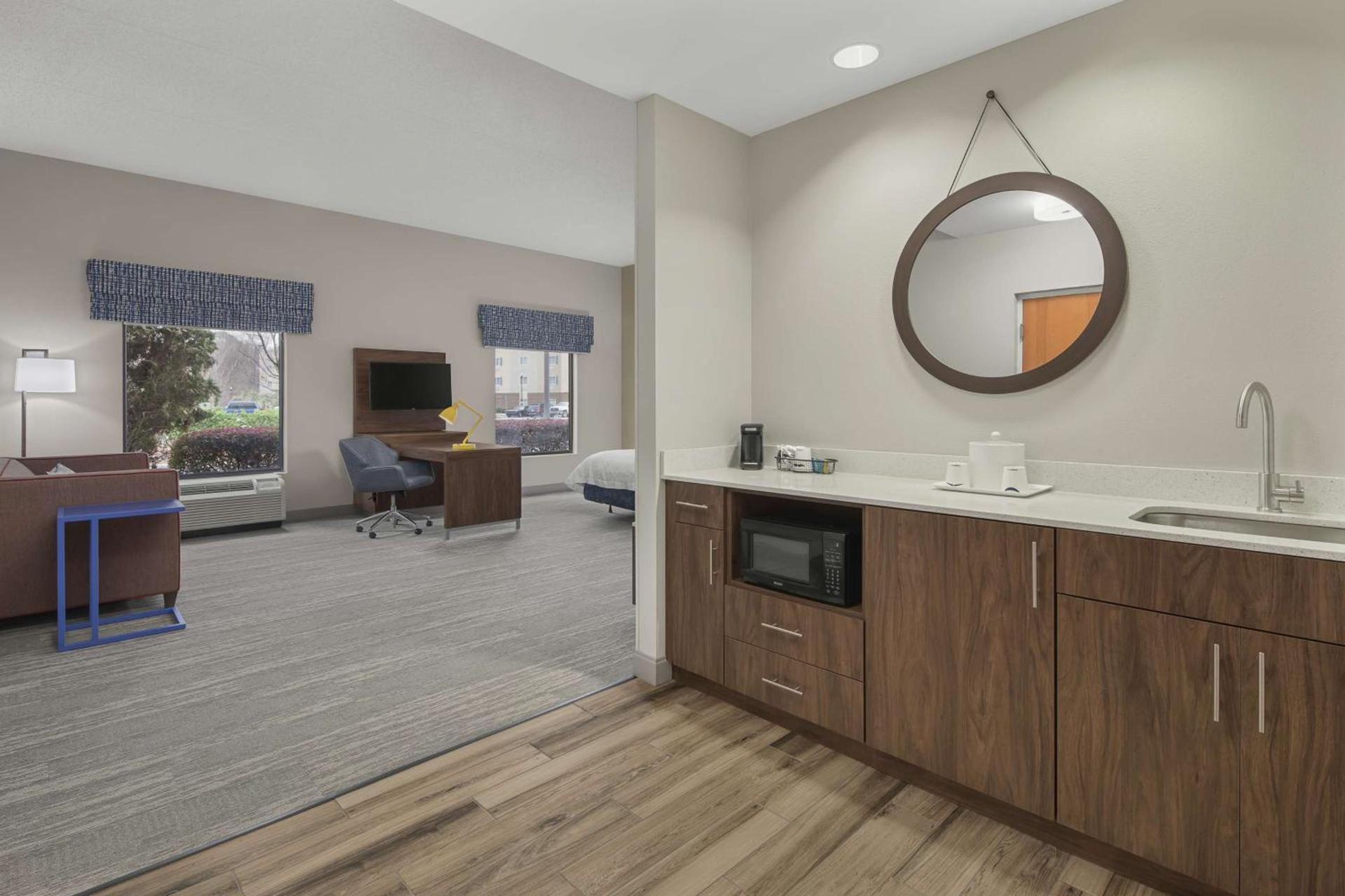 Hampton Inn & Suites Macon I-75 North photo 29