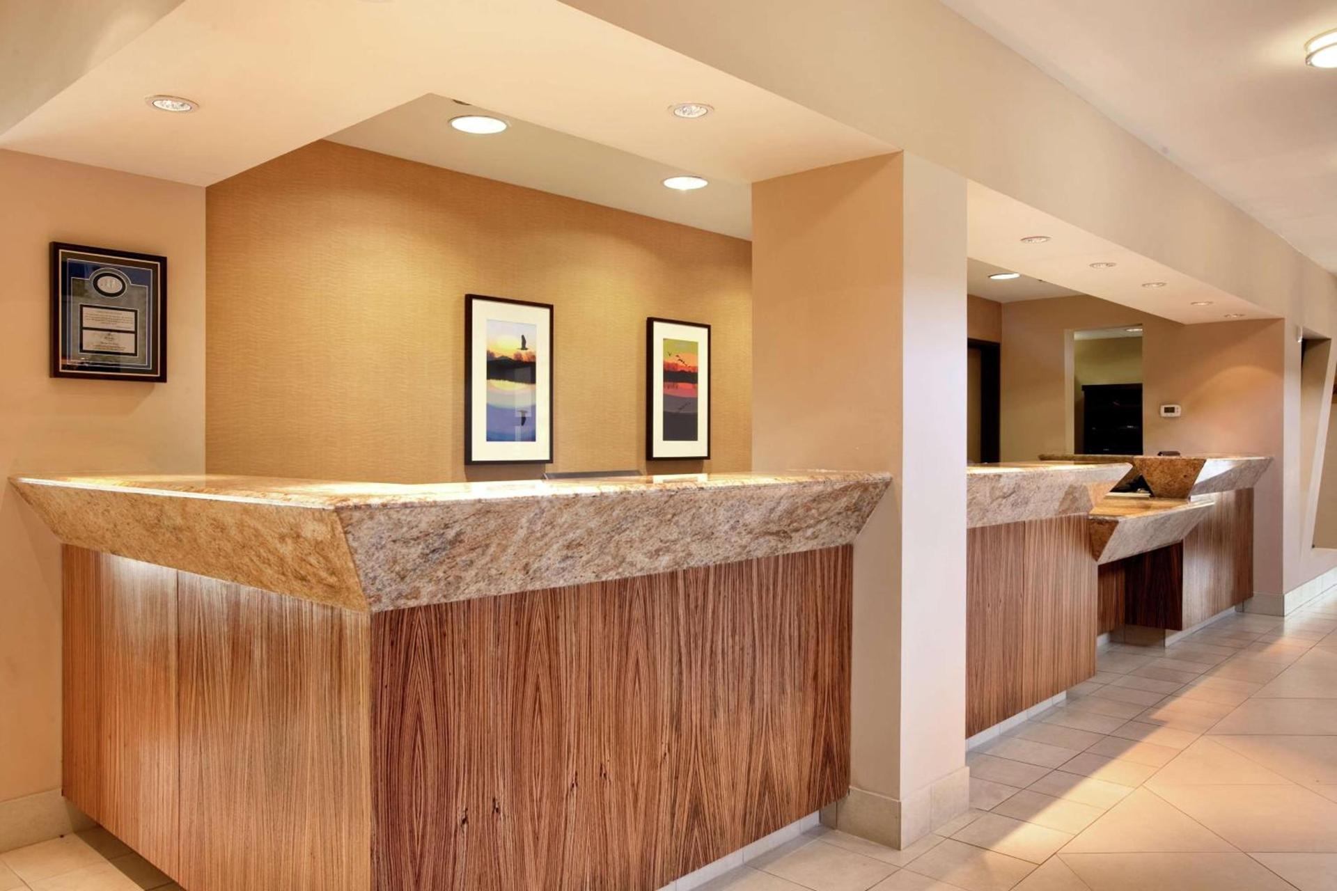 Hilton Stockton photo 5