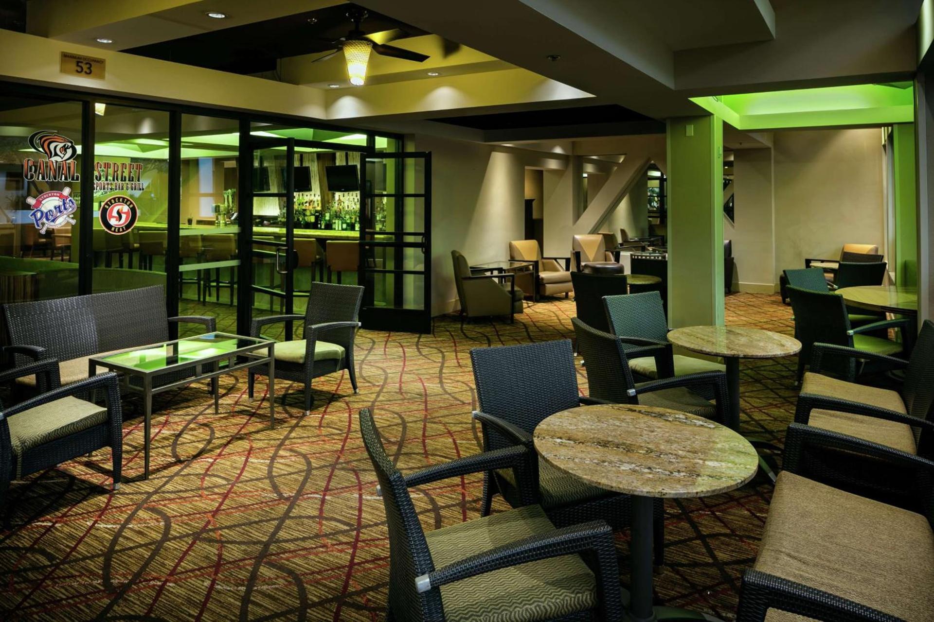 Hilton Stockton photo 10