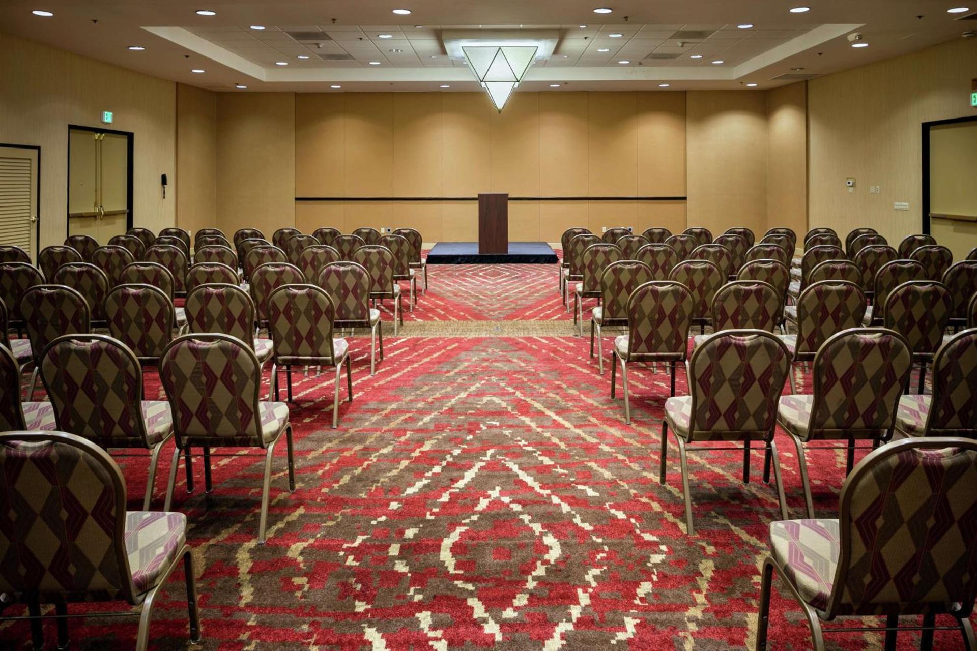 Hilton Stockton photo 36