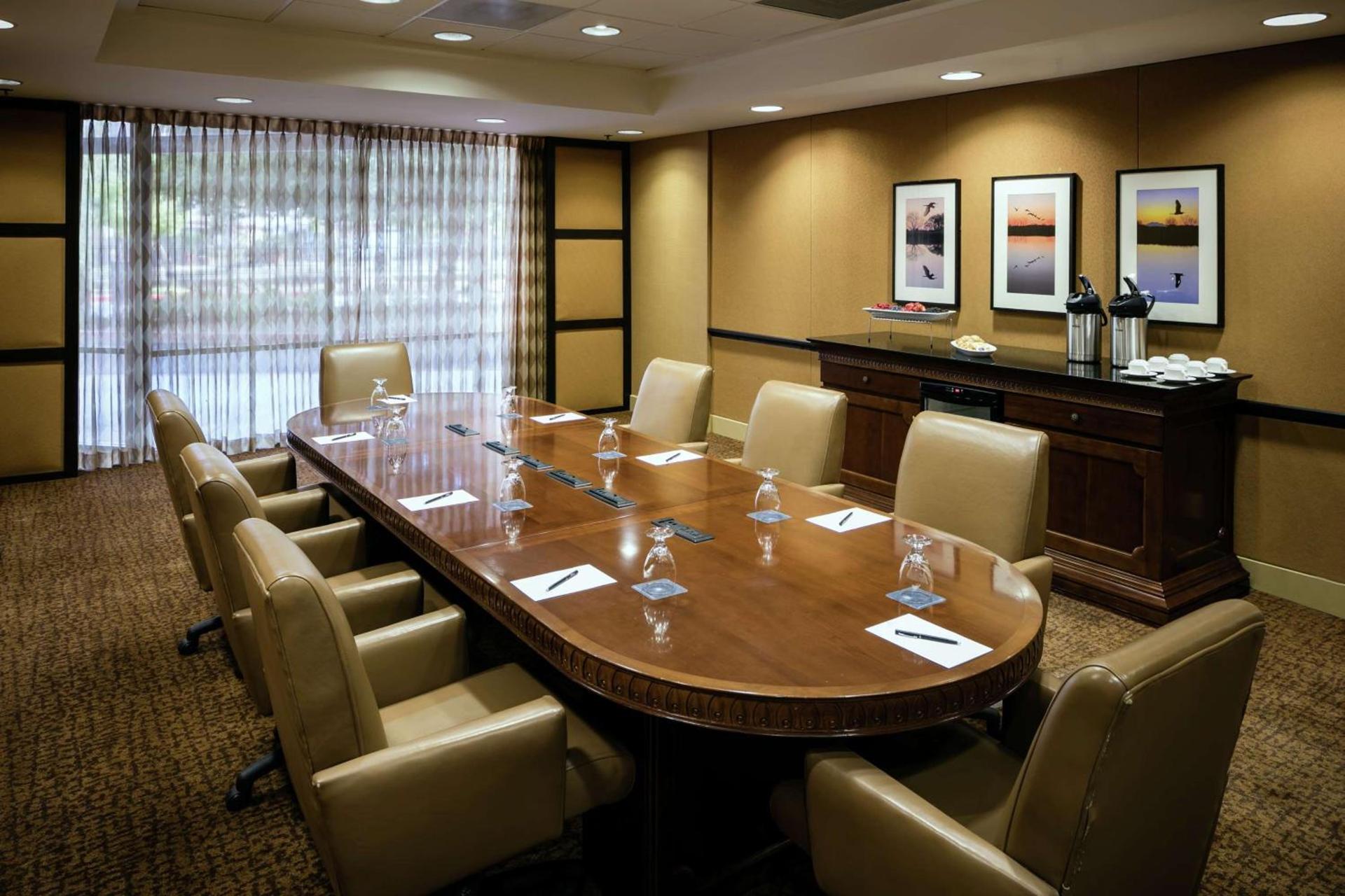 Hilton Stockton photo 38
