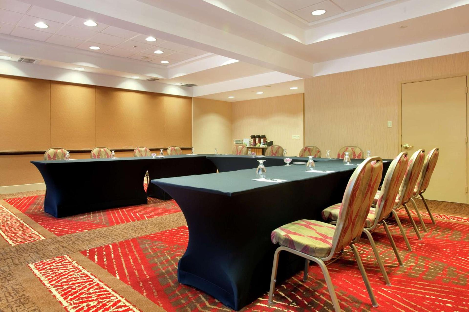 Hilton Stockton photo 41