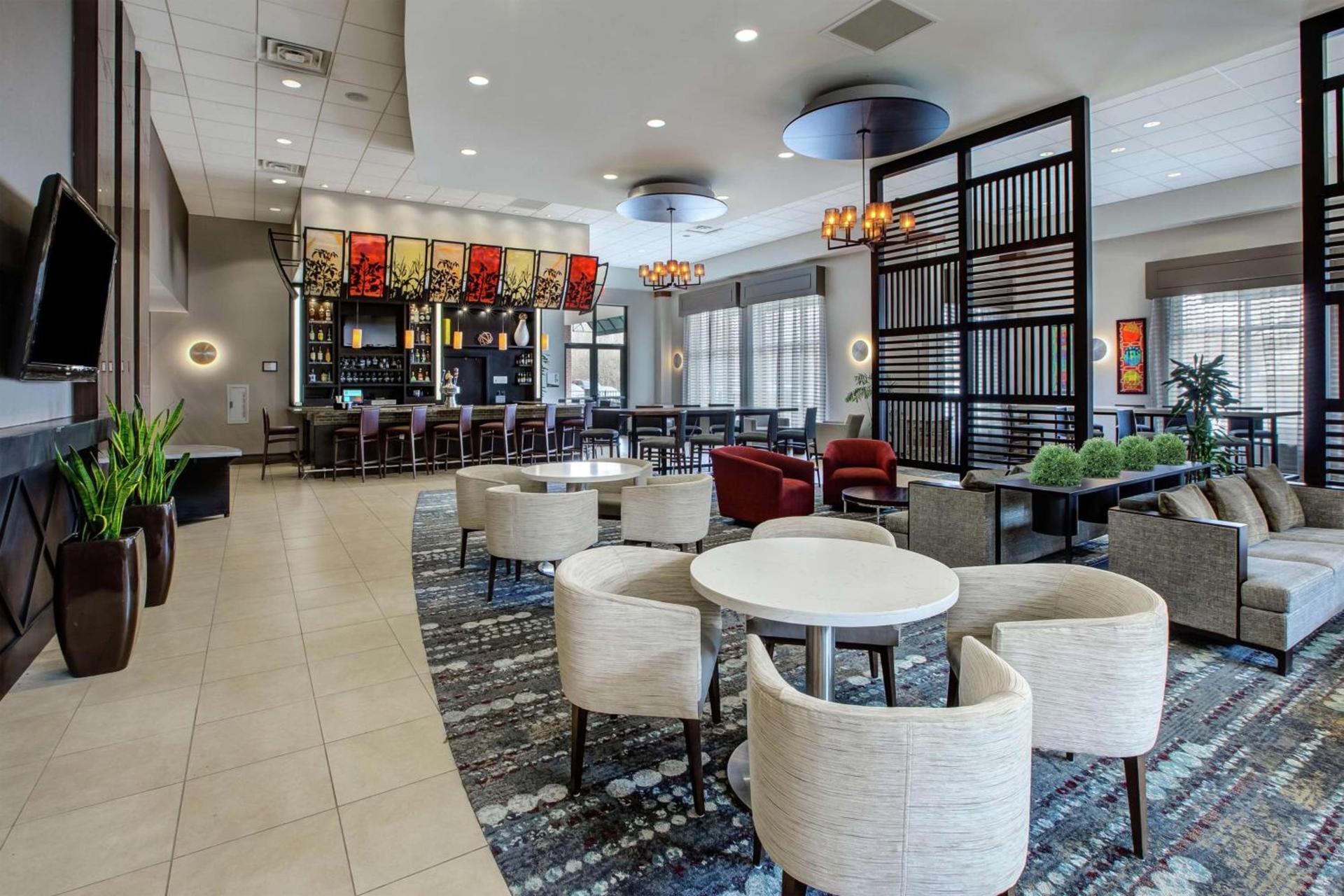 Embassy Suites Columbus - Airport photo 6