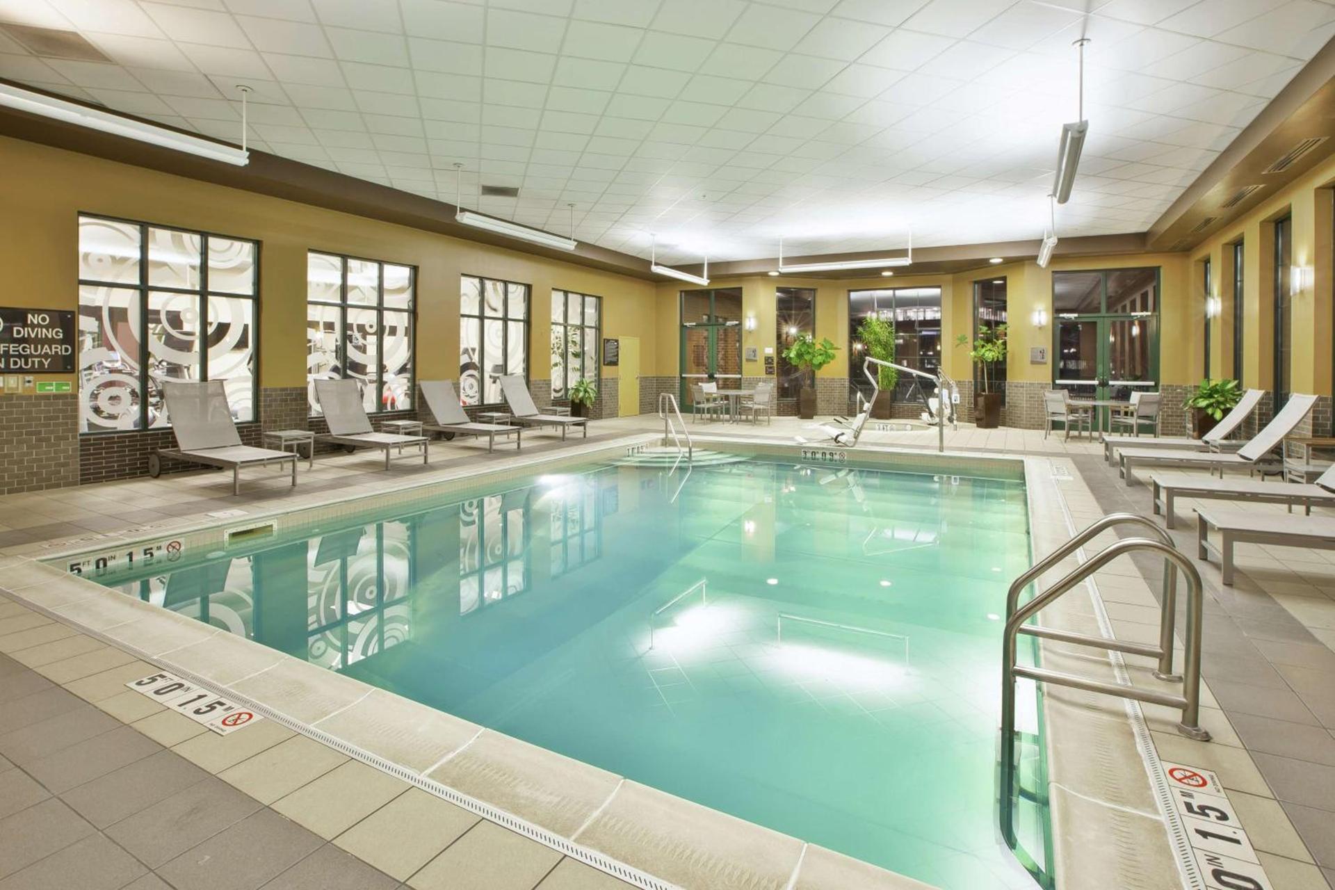 Embassy Suites Columbus - Airport photo 7
