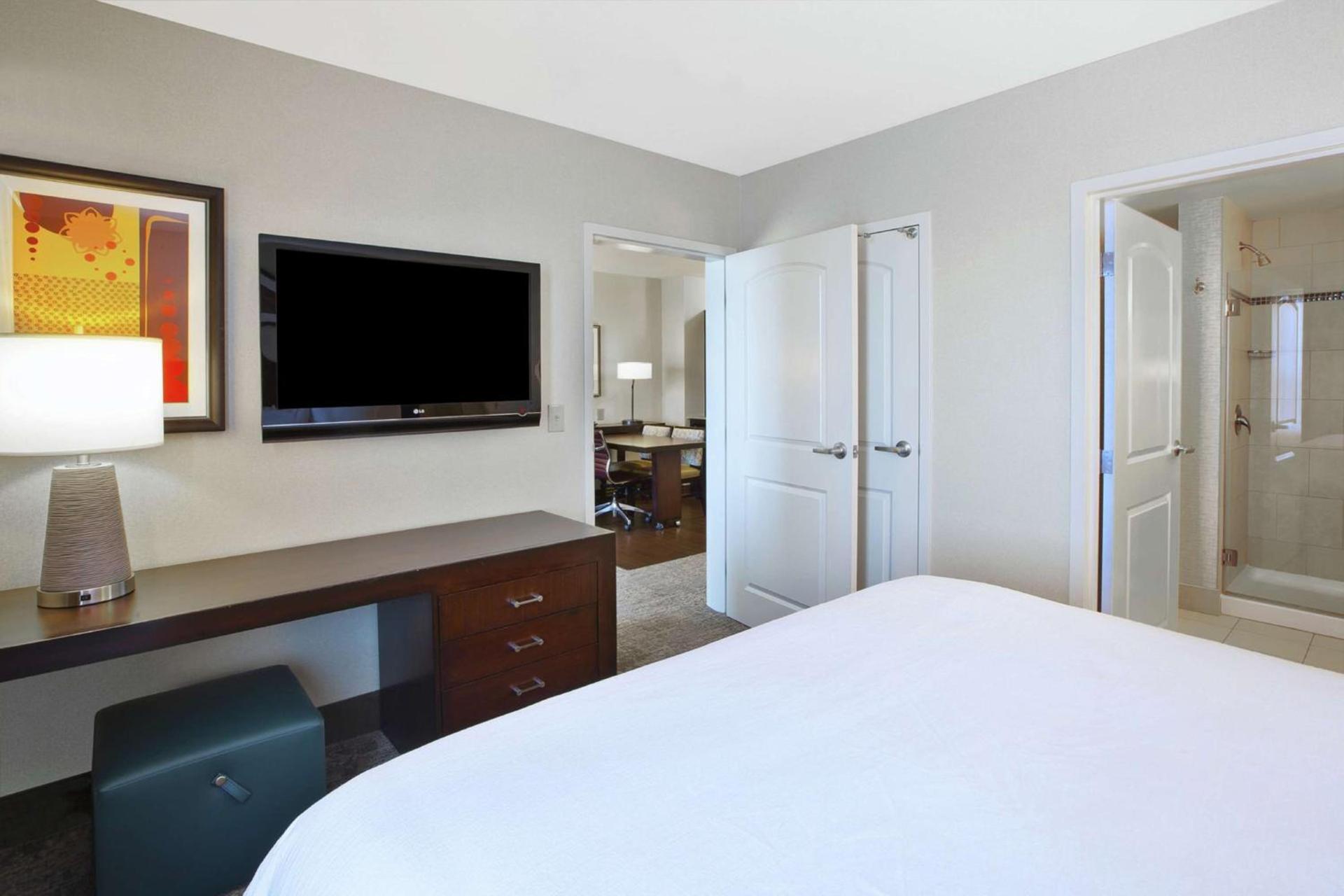 Embassy Suites Columbus - Airport photo 14
