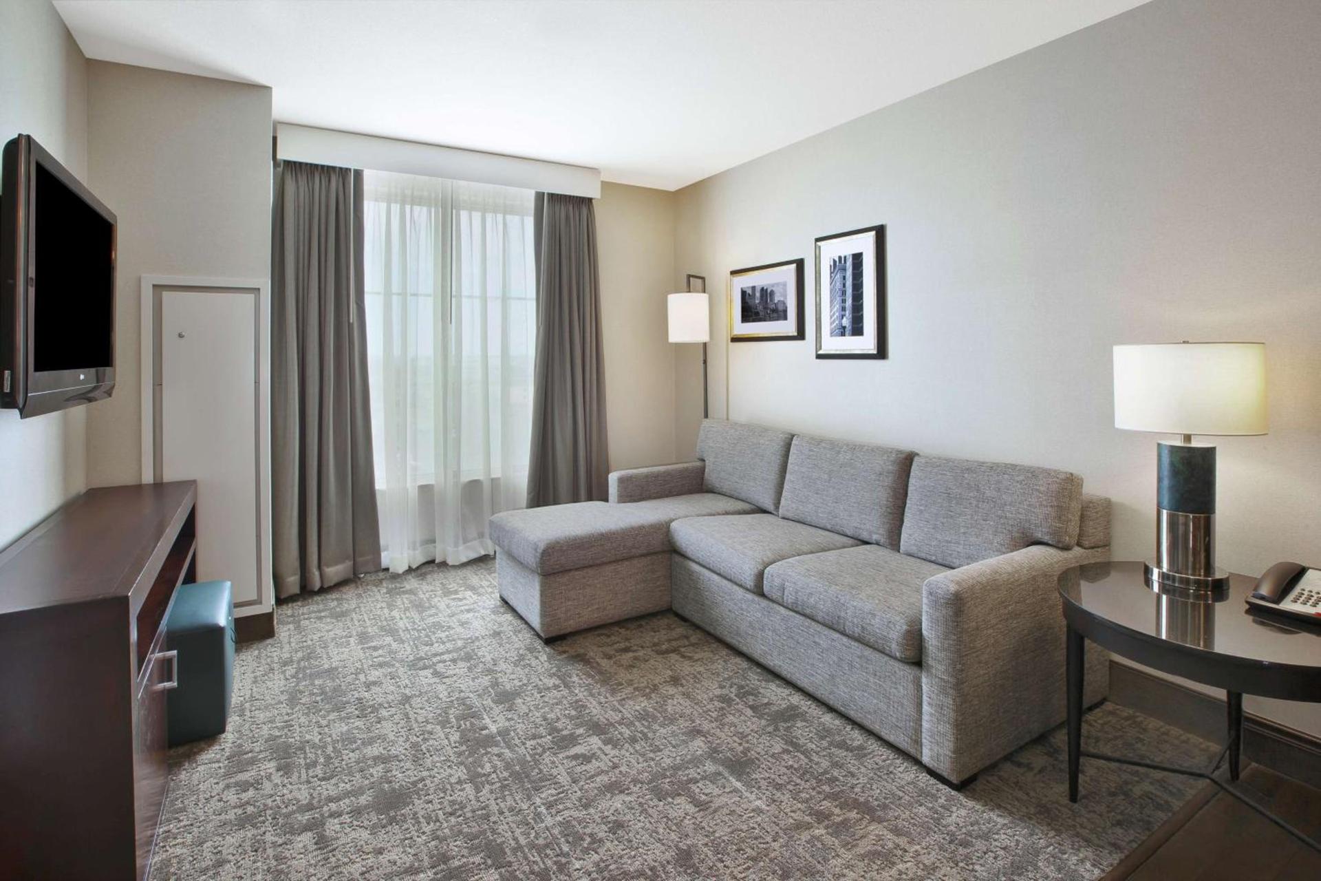 Embassy Suites Columbus - Airport photo 28